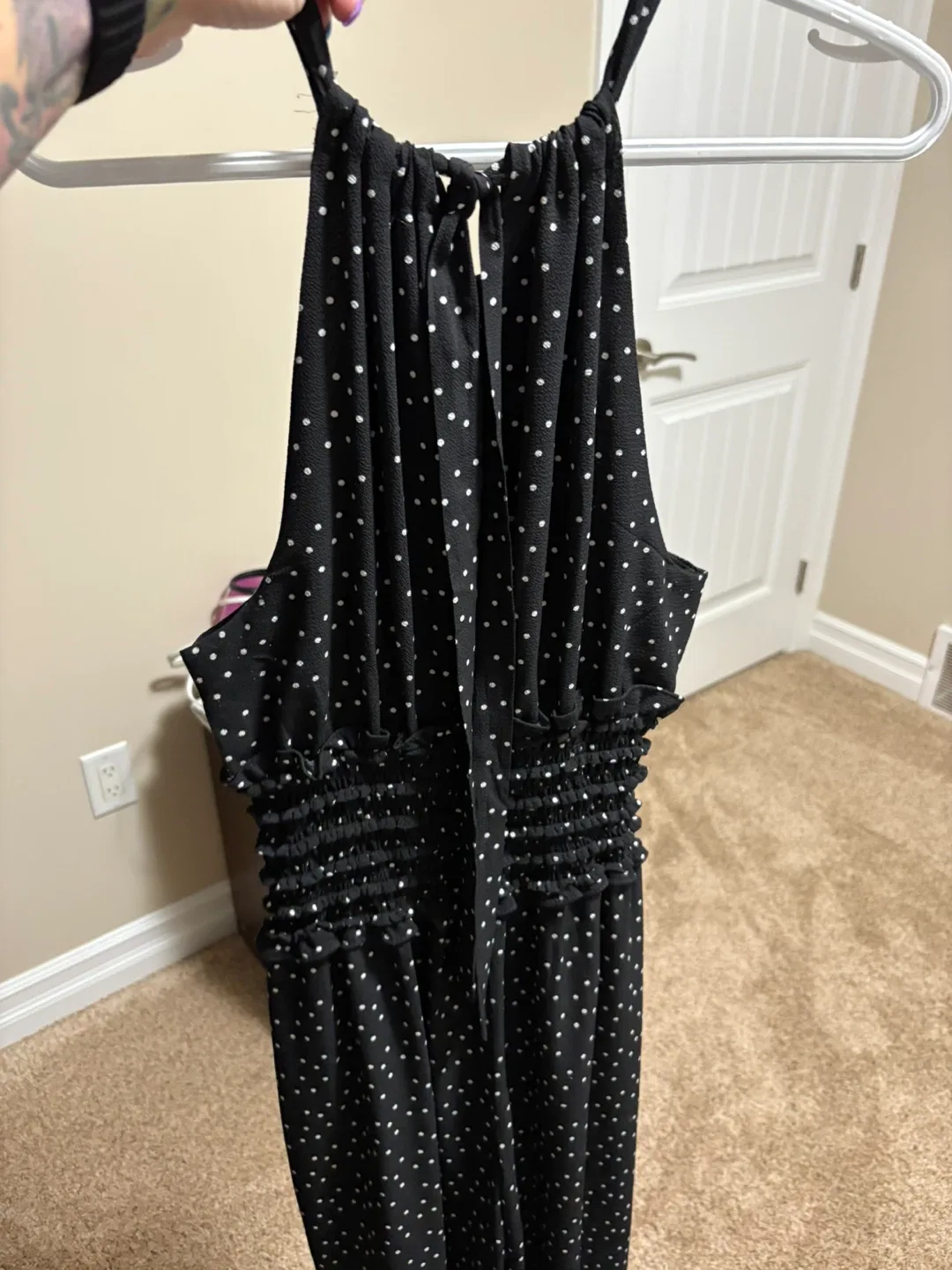 Assorted Women's Clothing image indicator(2)