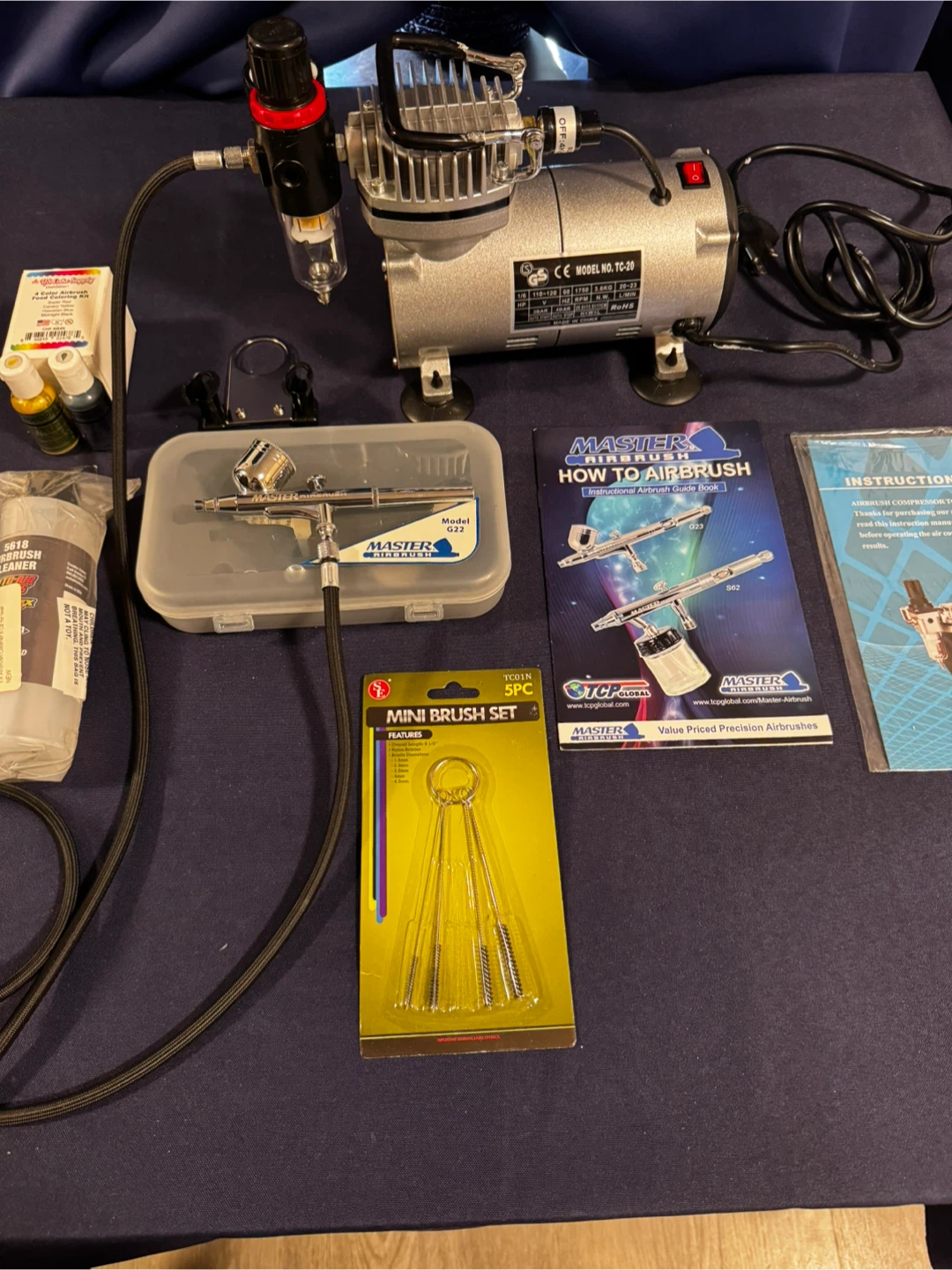 Master Airbrush ECO KIT-17 Pro Gravity Feed Airbrushing System