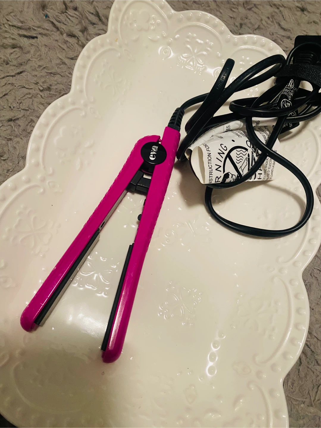 EVA NYC Mini Travel Flat Heat Styling Iron - Pink - photo 2