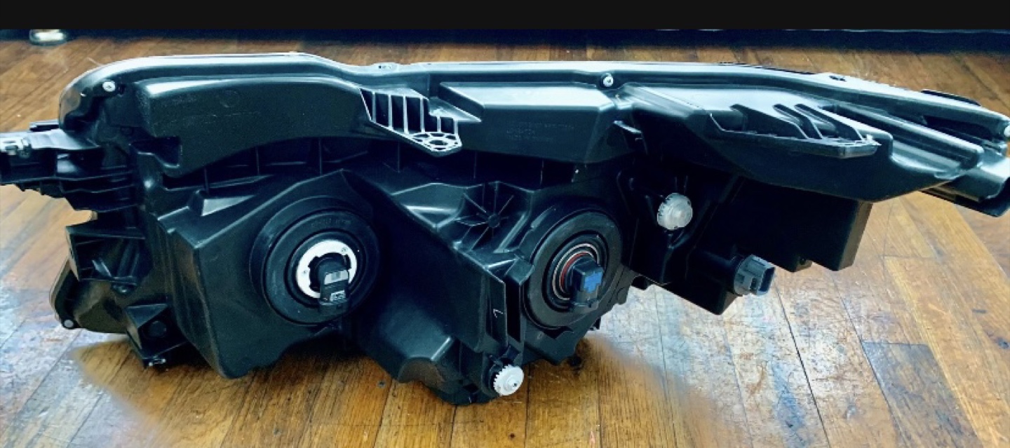 Honda Pilot Headlight - photo 5