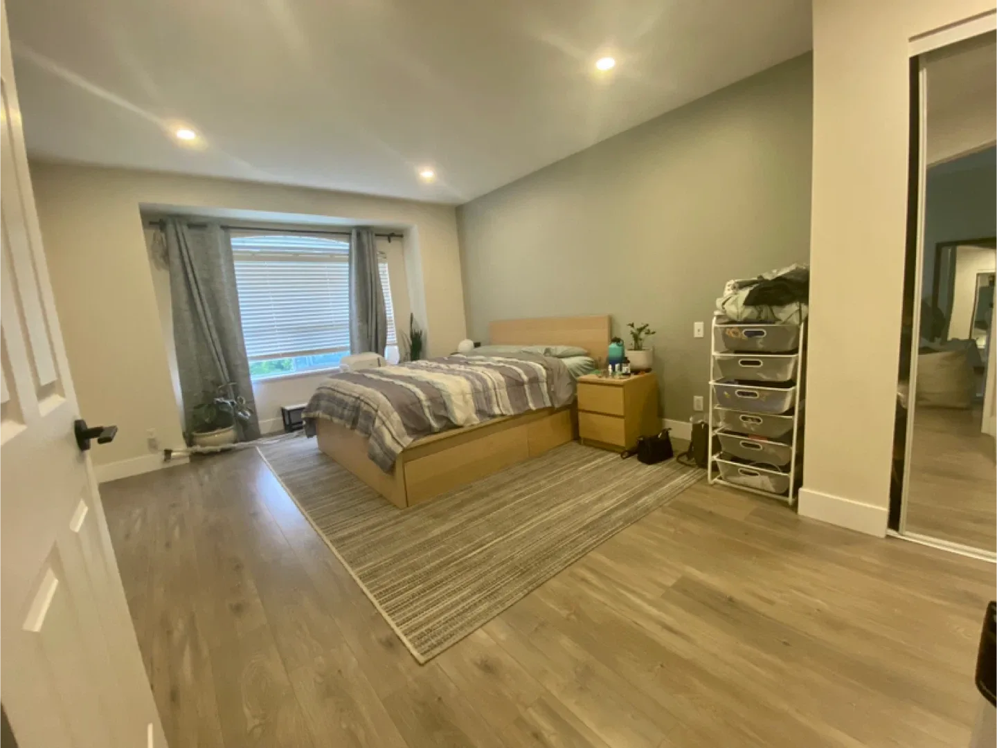 Townhouse for rent image indicator(4)