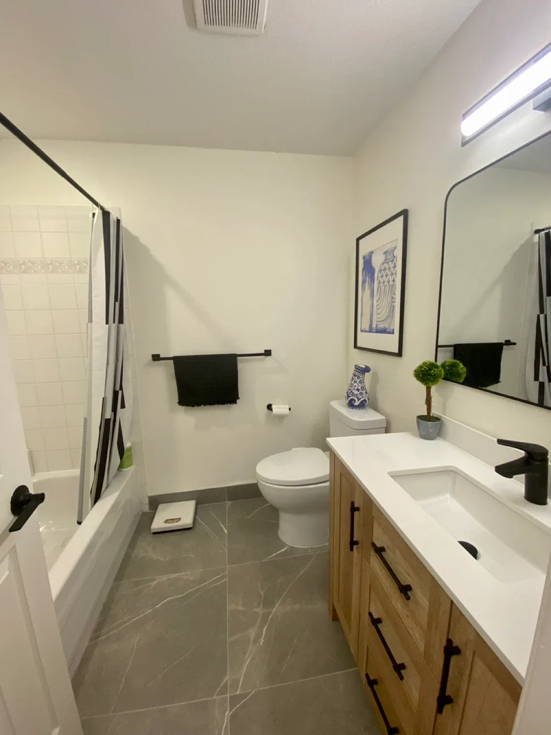 Townhouse for rent image indicator(8)