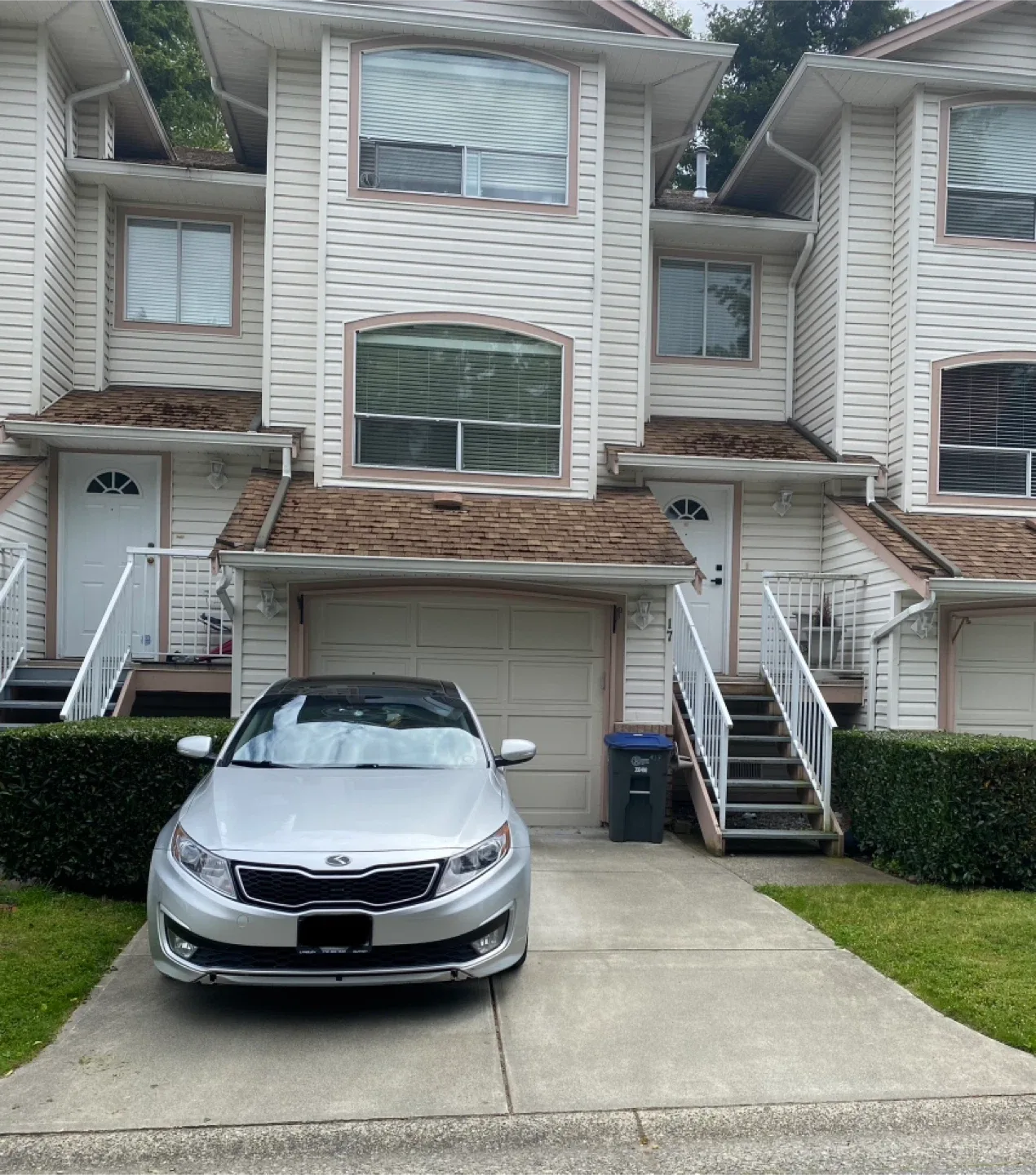 Townhouse for rent image indicator(10)