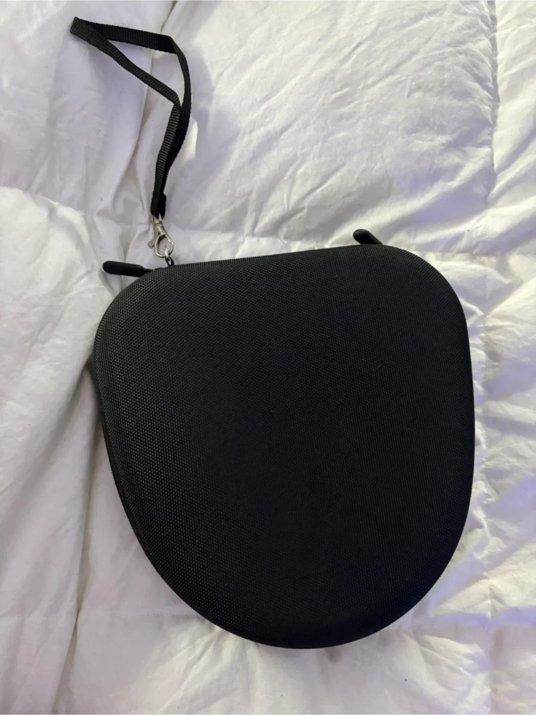Headphone Carrying Case - Black image indicator(2)