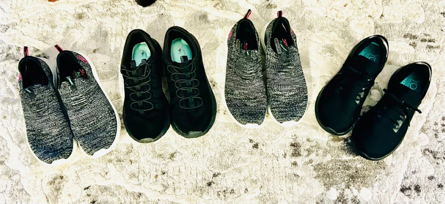 Skechers Walking Shoes (Women) - 8-8.5 thumbnail