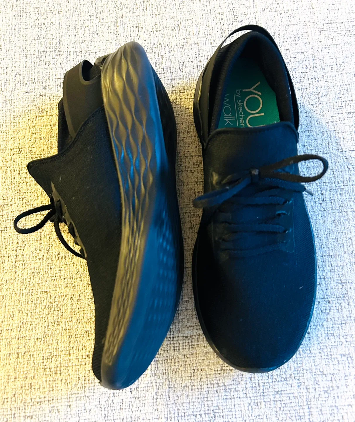 Skechers Walking Shoes (Women) - 8-8.5 image indicator(6)