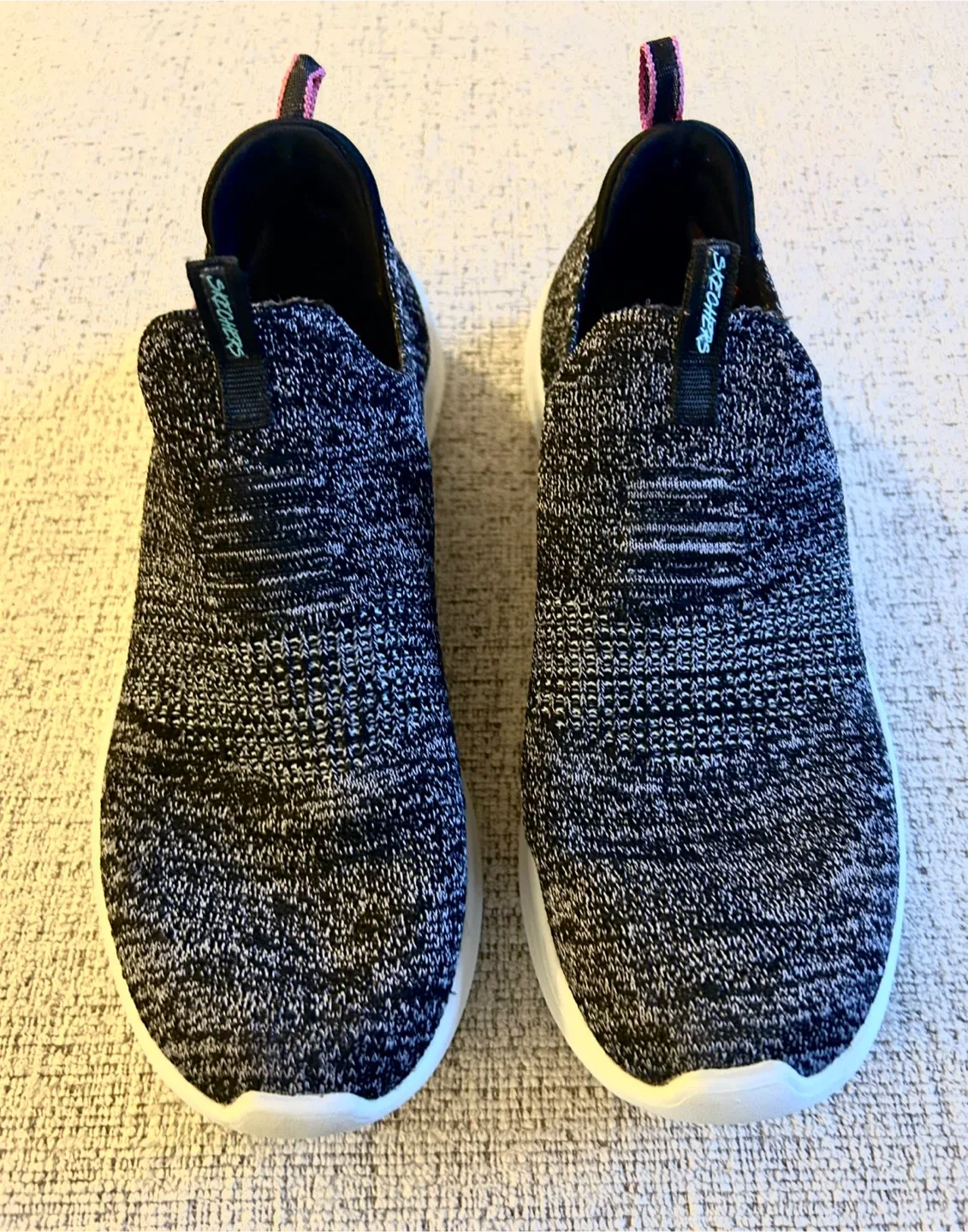 Skechers Walking Shoes (Women) - 8-8.5 image indicator(7)