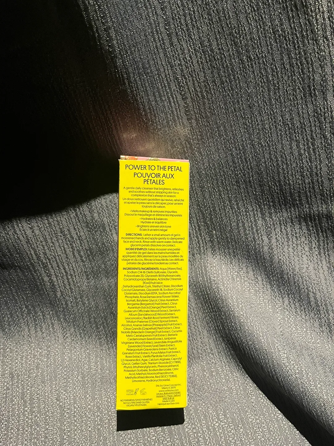 Winky Lux Petal Cleanser - Gentle Daily Cleanser image indicator(2)