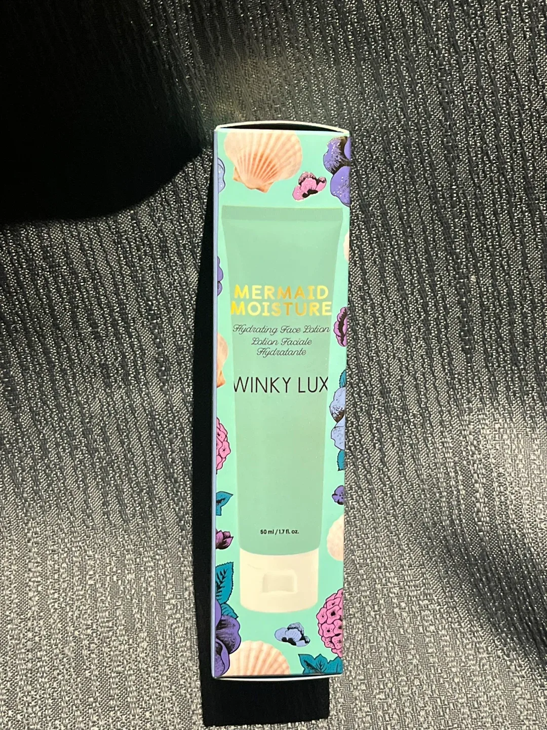 Winky Lux Mermaid Moisture Hydrating Face Lotion image indicator(2)