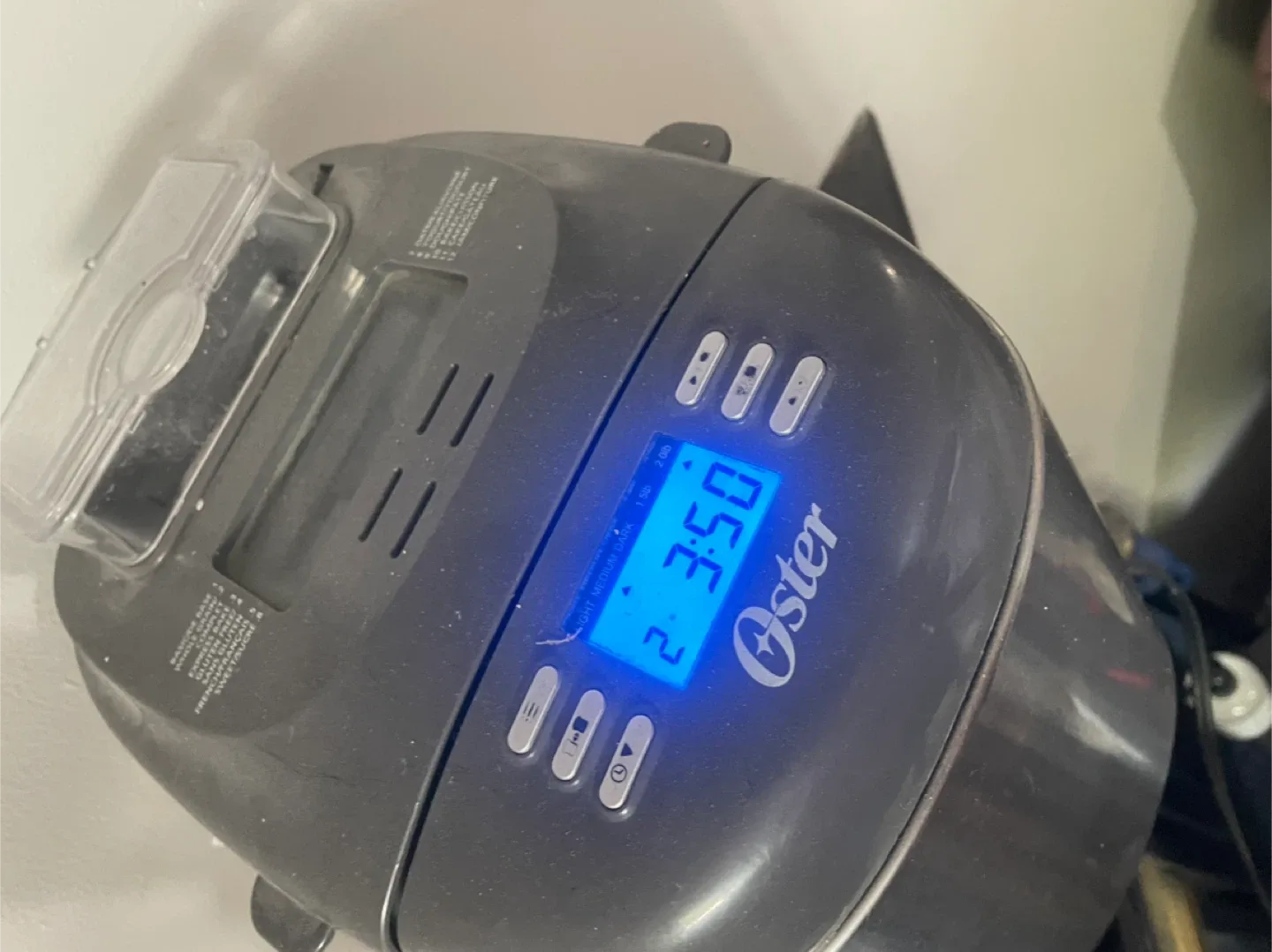 Oster Bread Maker thumbnail