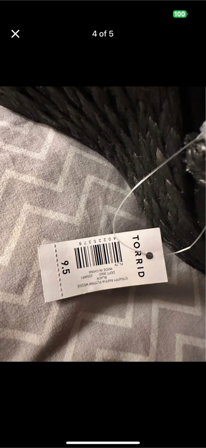 Torrid Black Strappy Raffia Platform Wedge Sandals - Size 9.5 - photo 4