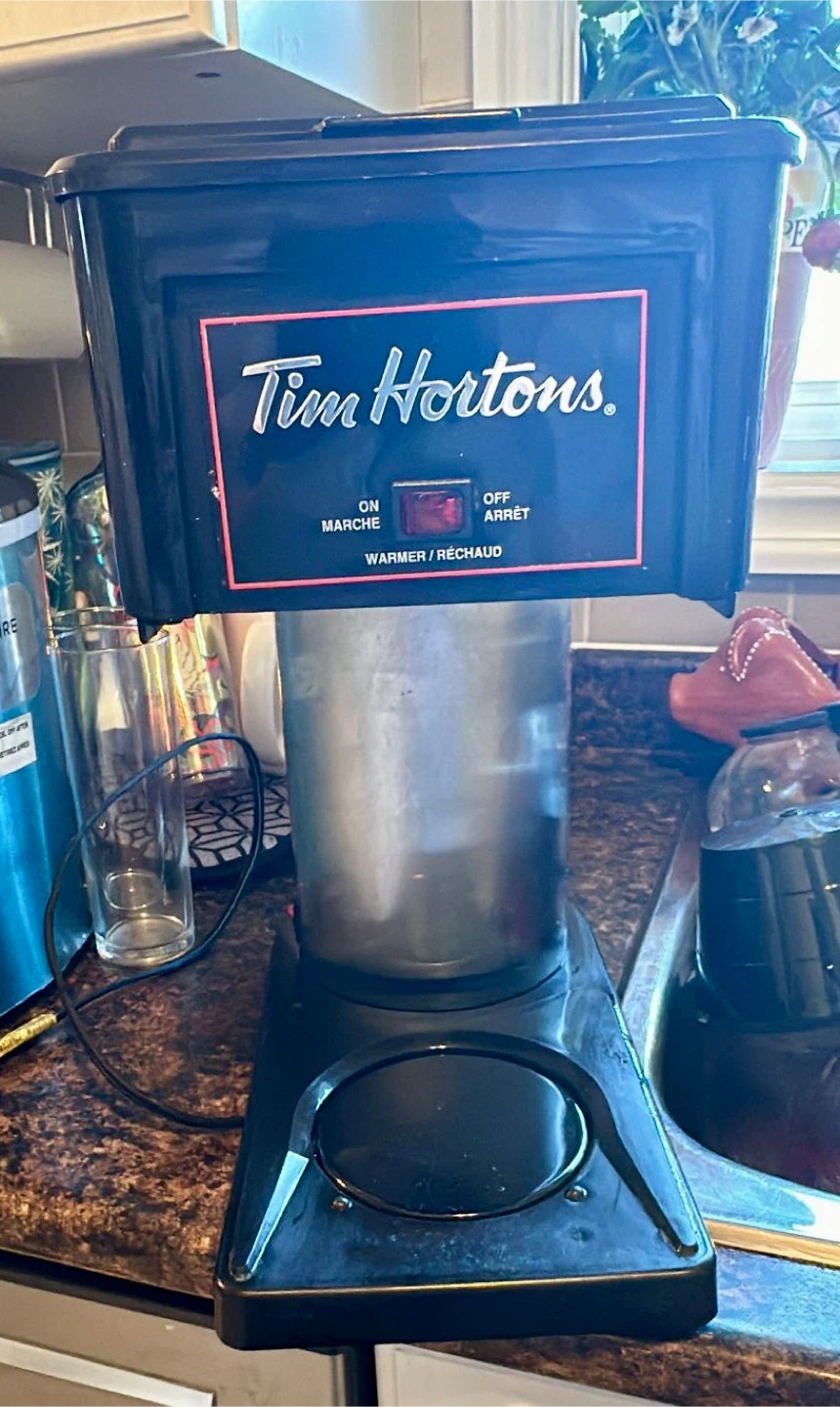 Tim Hortons BUNN Coffee Maker - photo 4