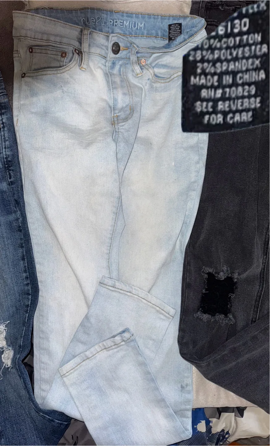 Mixed Jeans Lot - Rolla's, Blak, Rue21, Design Lab - Sizes 27-30 image indicator(4)