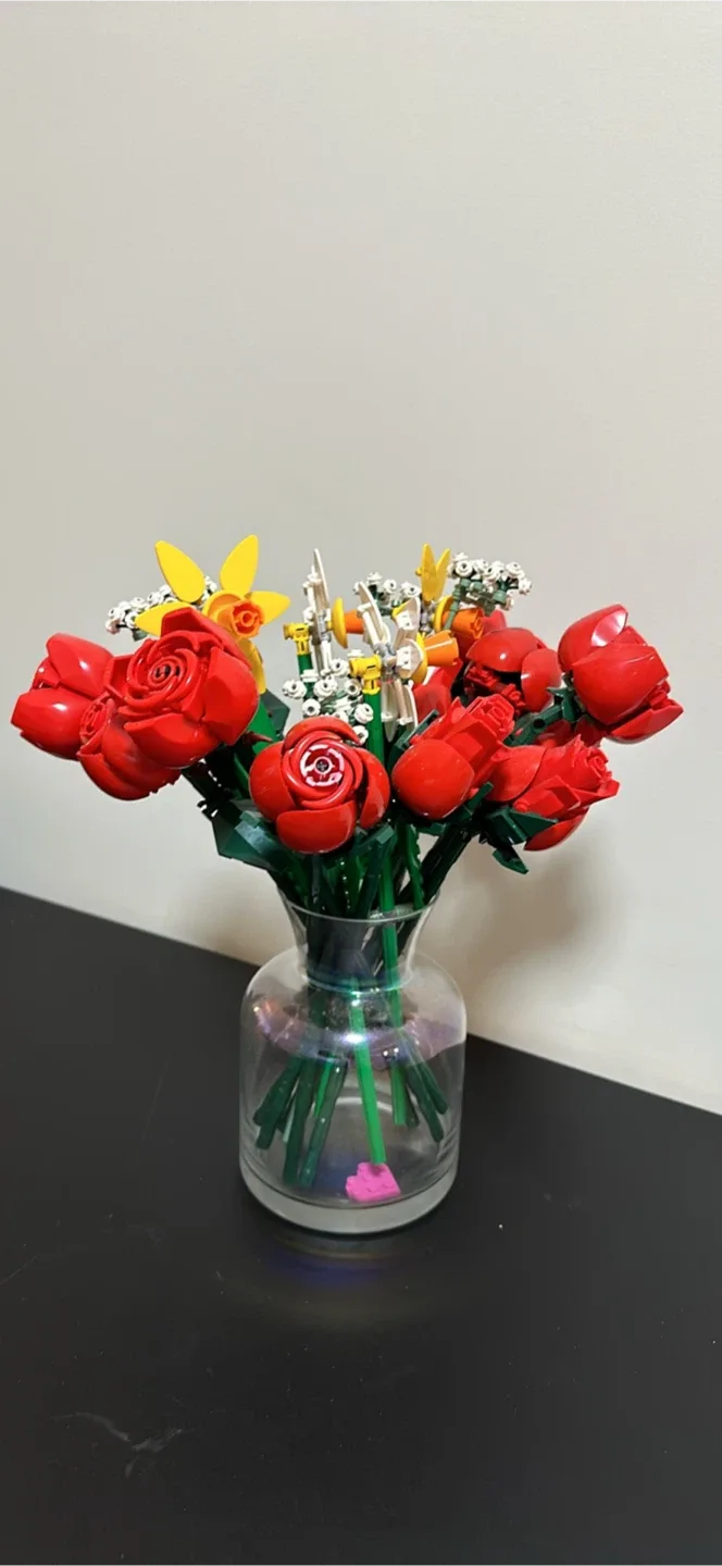 LEGO Flower Bouquet thumbnail