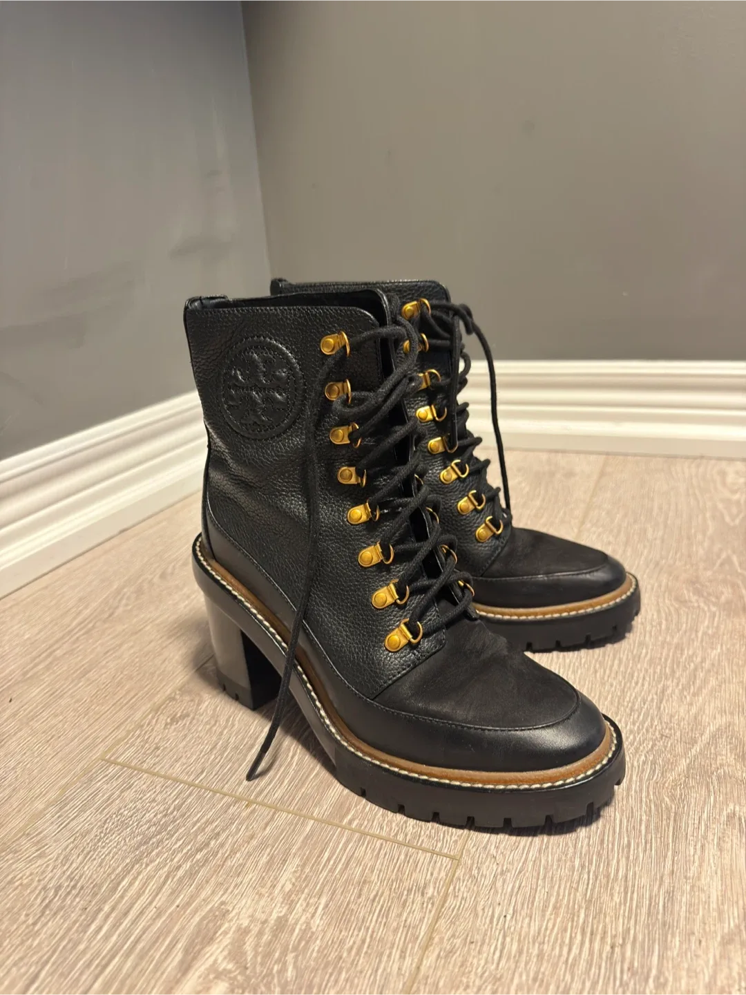 Tory Burch Black Leather Heeled Lug Boots image indicator(5)