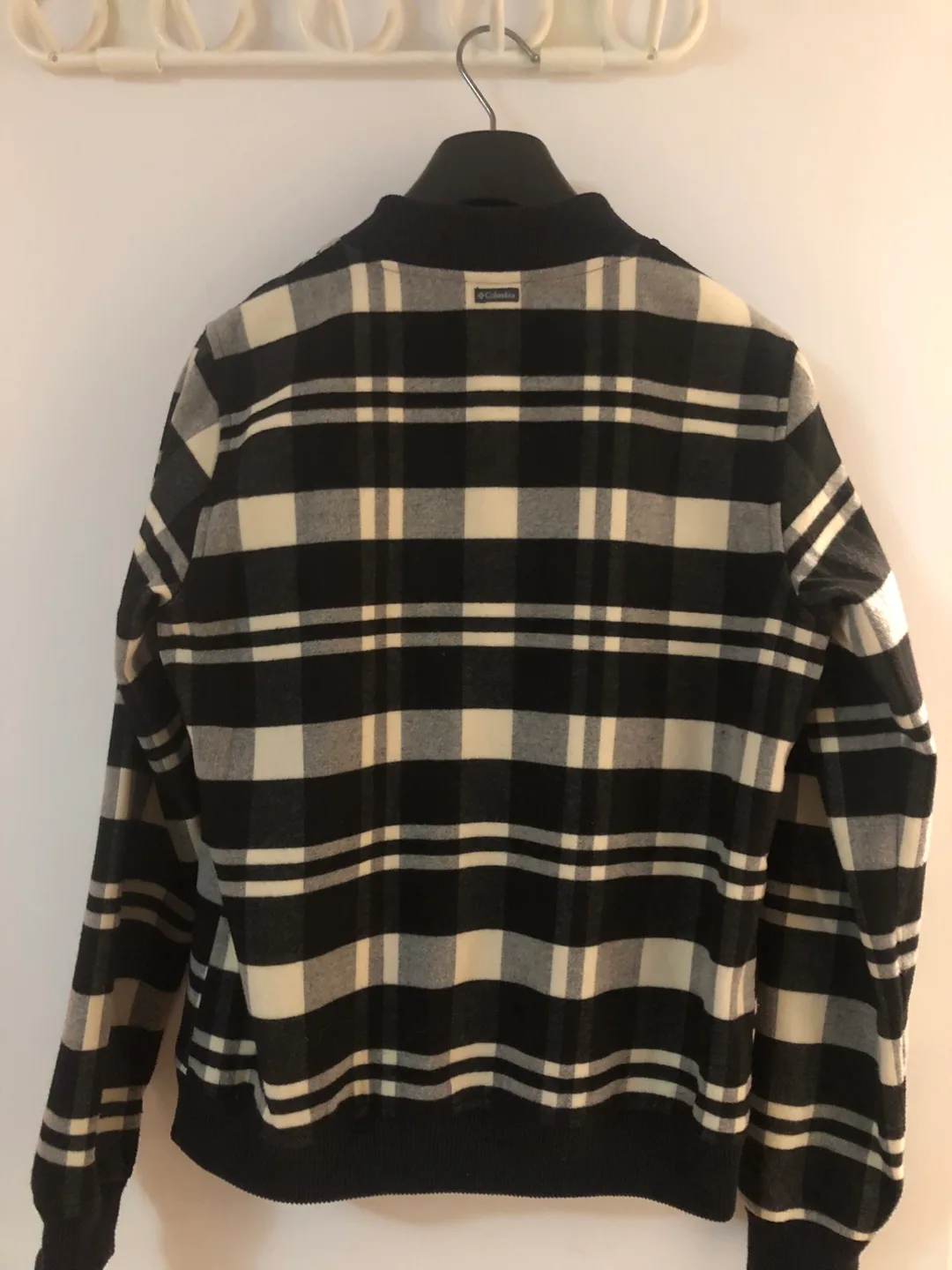 Columbia Black & White Plaid Bomber Jacket - Size S image indicator(3)