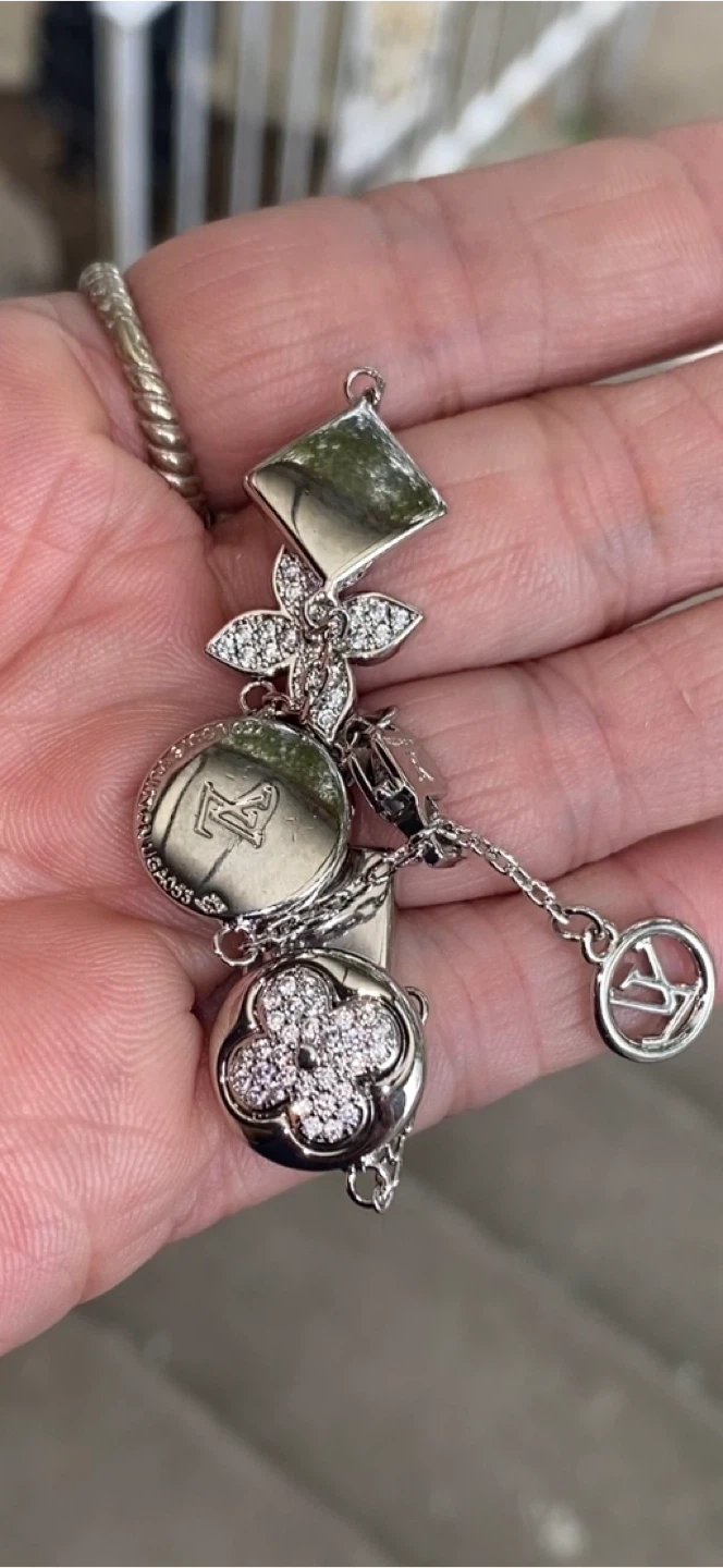 18k Silver Plated Charm Blossom Bracelet - photo 4