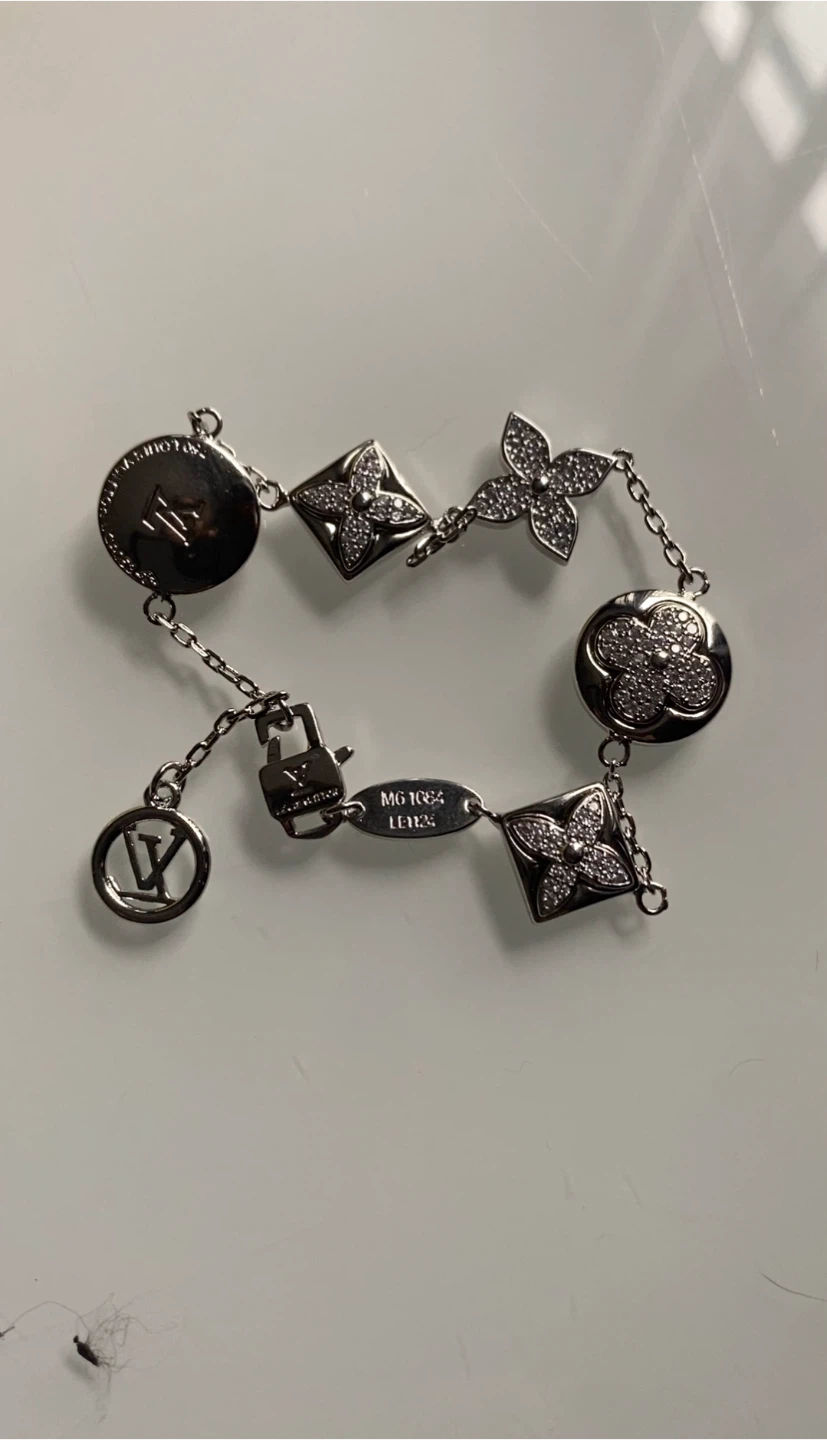 18k Silver Plated Charm Blossom Bracelet