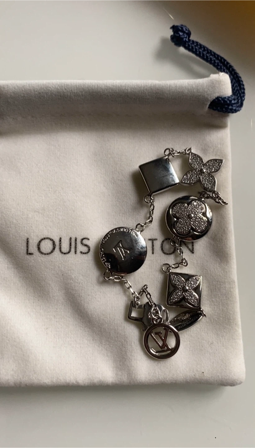 18k Silver Plated Charm Blossom Bracelet - photo 2