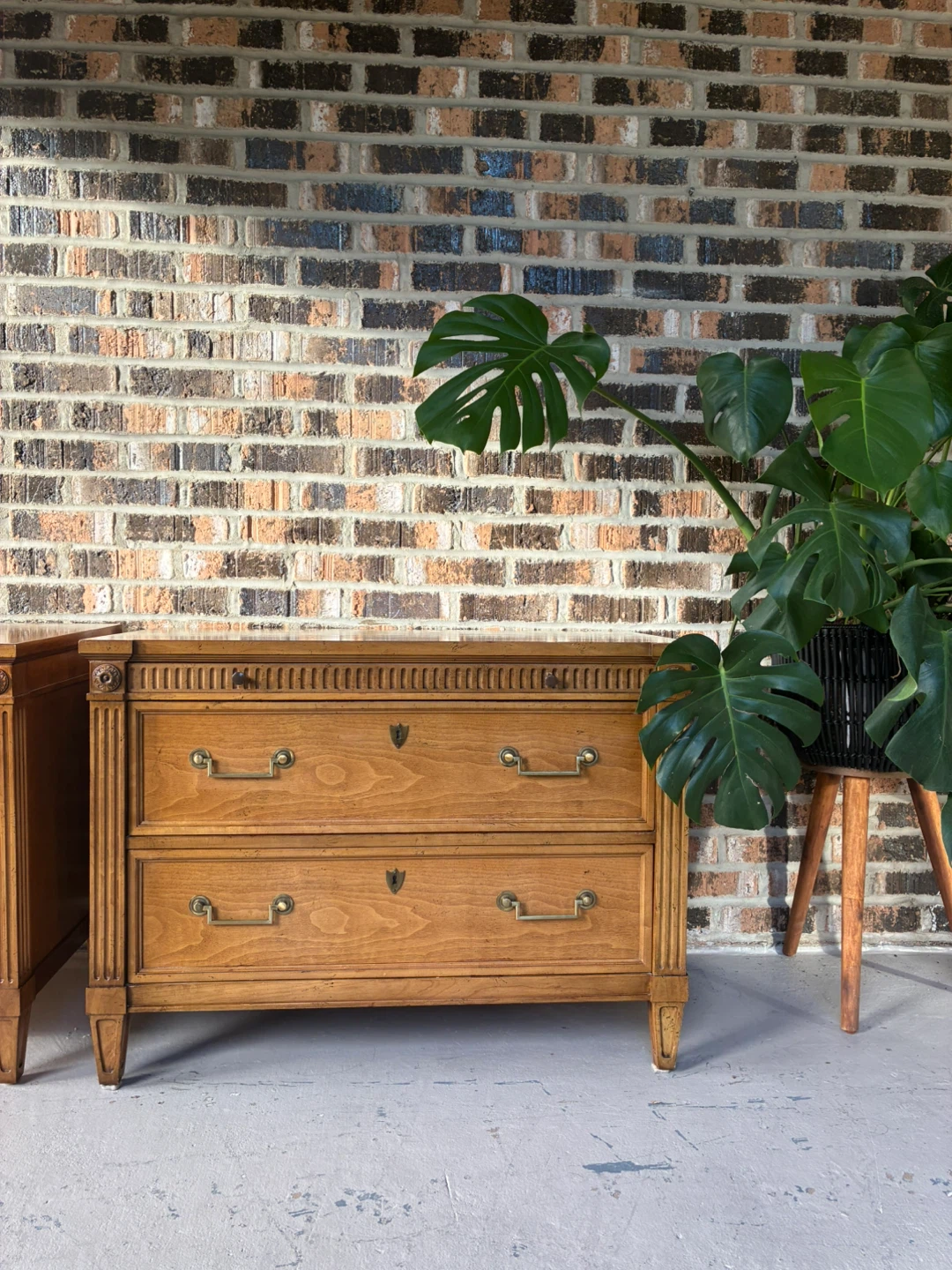 oversized mid century  modern side tables - photo 3