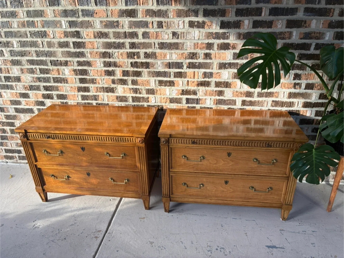 oversized mid century  modern side tables image indicator(7)