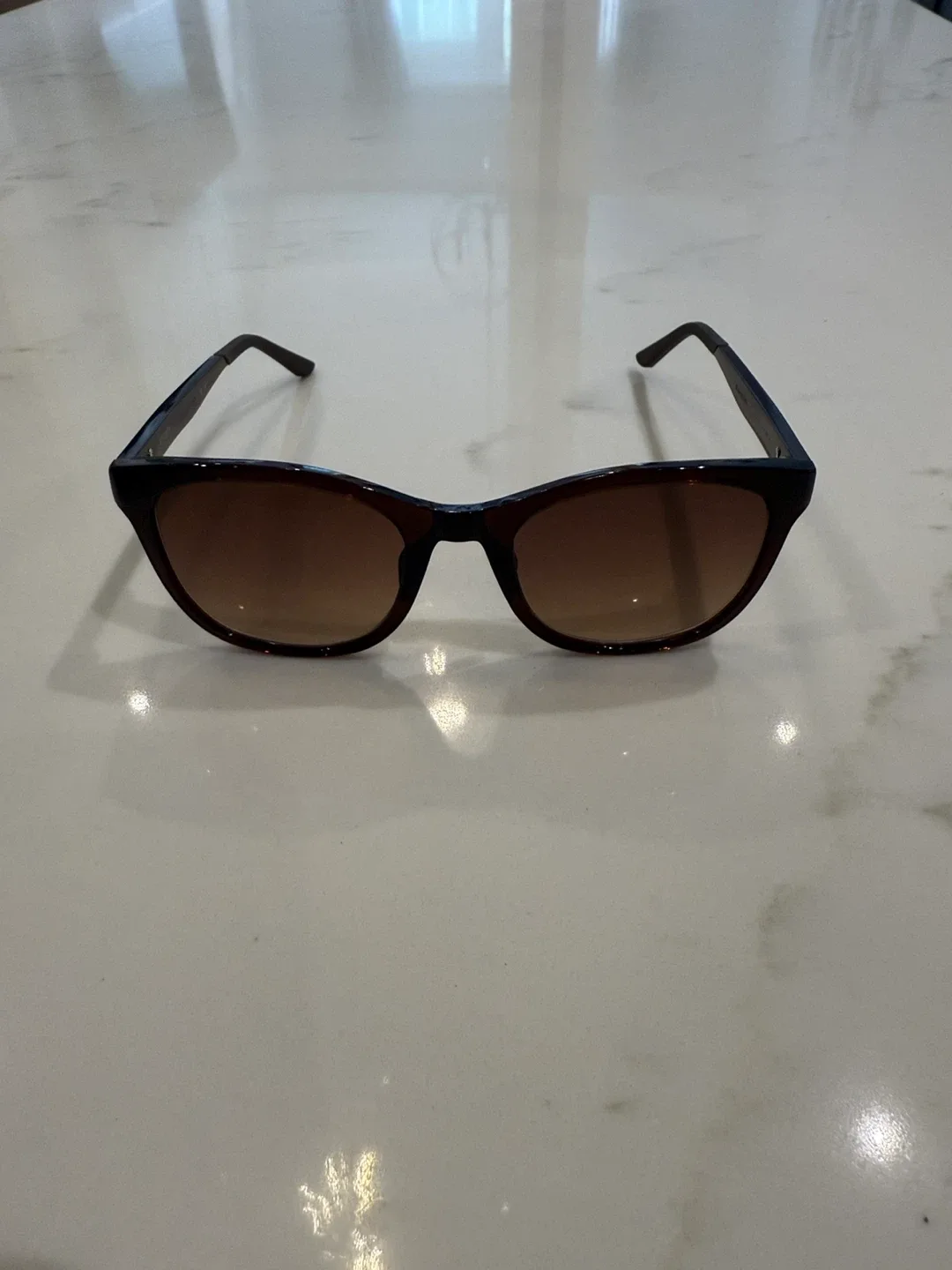 Athleta Sunglasses - Brown - new in box image indicator(5)