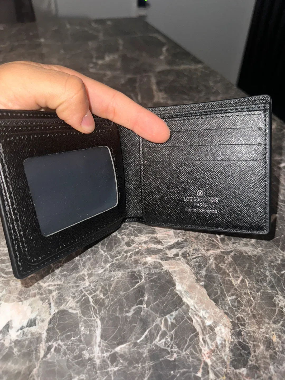 Louis Vuitton Damier Graphite Wallet image indicator(3)