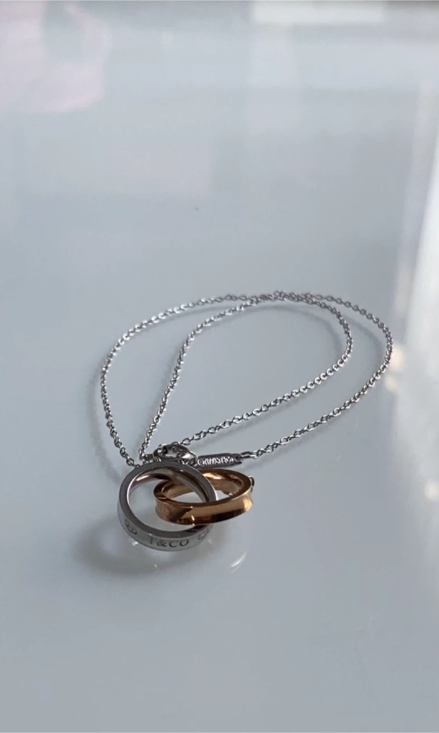 Interlocking Circles Pendant Necklace - photo 5