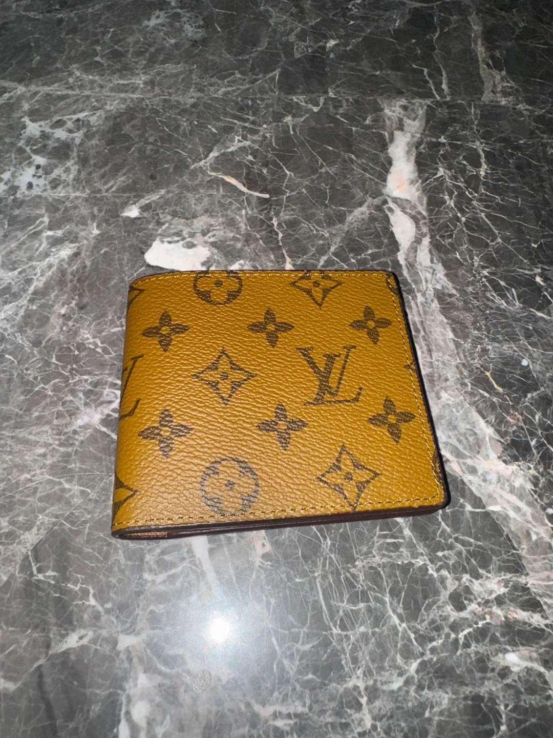 Louis Vuitton Monogram Wallet with Box image indicator(2)