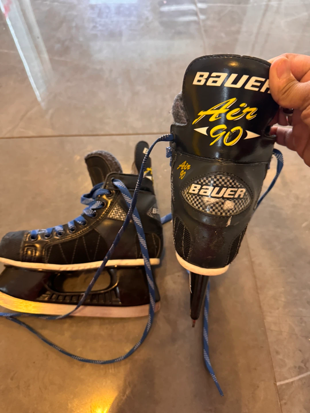 Bauer Air 90 Ice Skates - photo 3