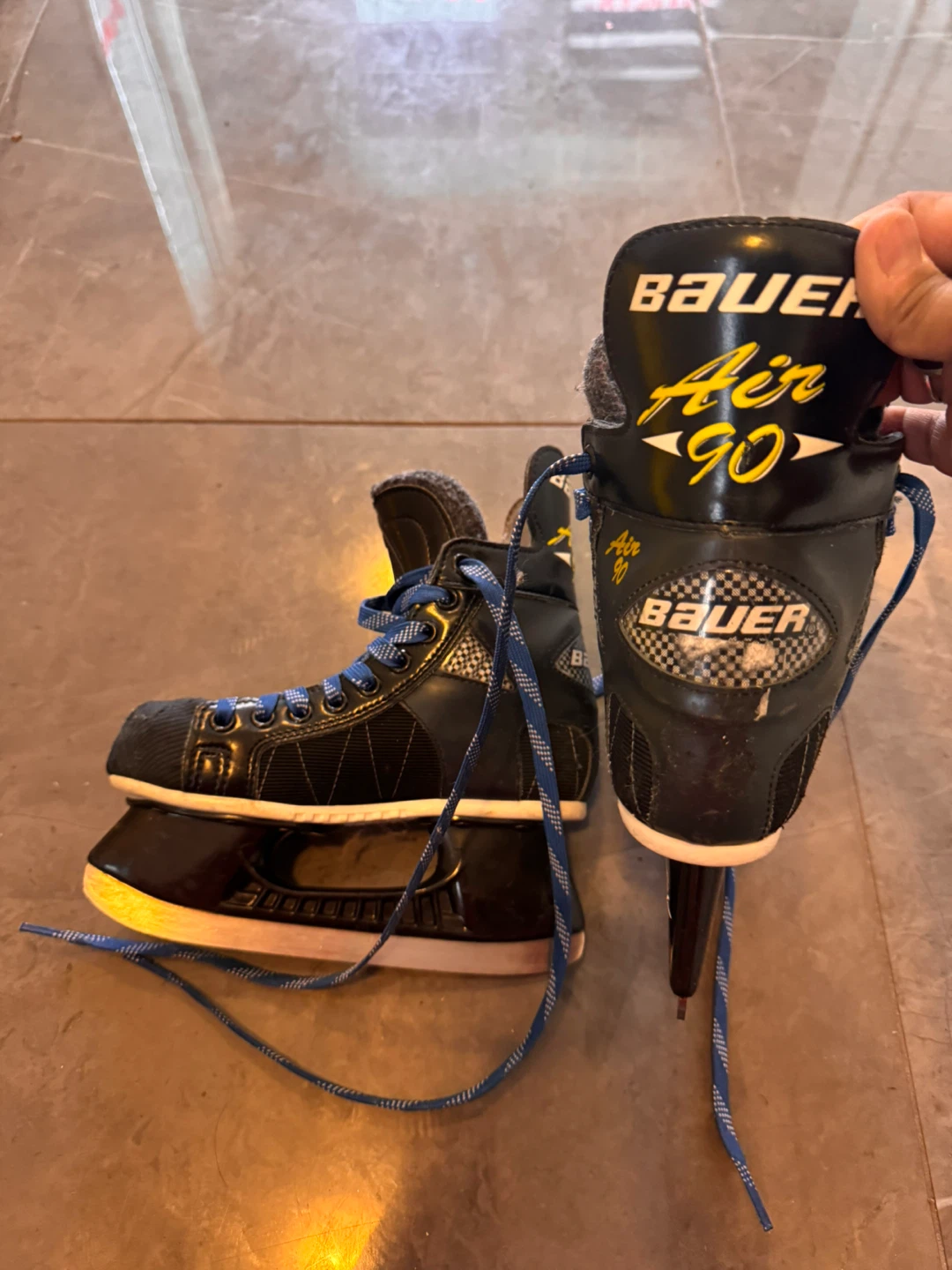 Bauer Air 90 Ice Skates - photo 2