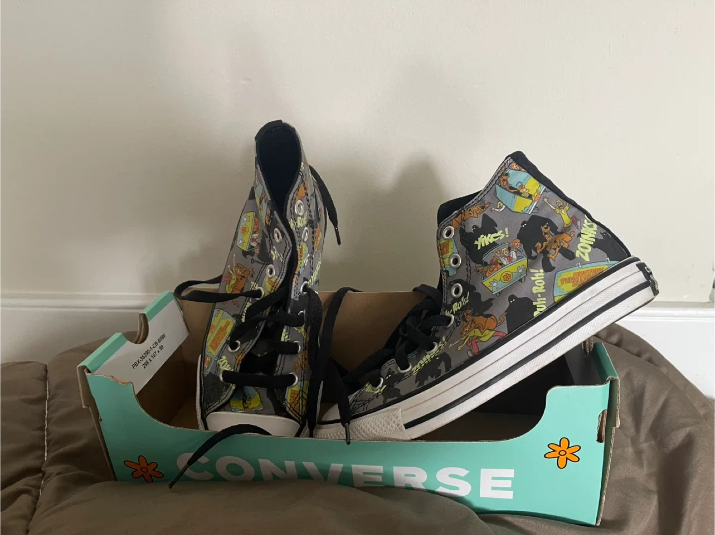 Scooby-Doo Chuck Taylor Converse Shoes image indicator(2)