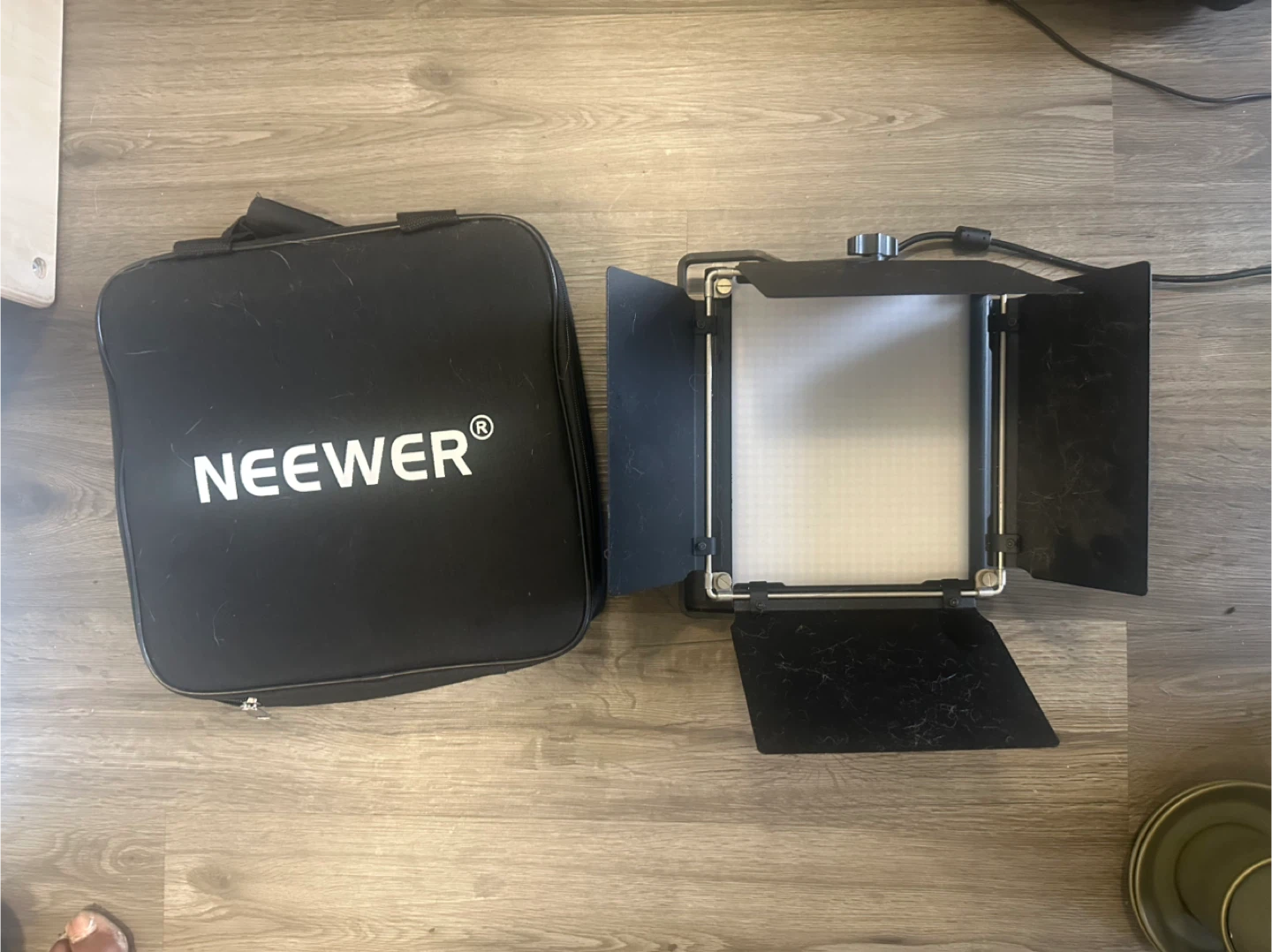 Neewer LED Panel Light with Bag