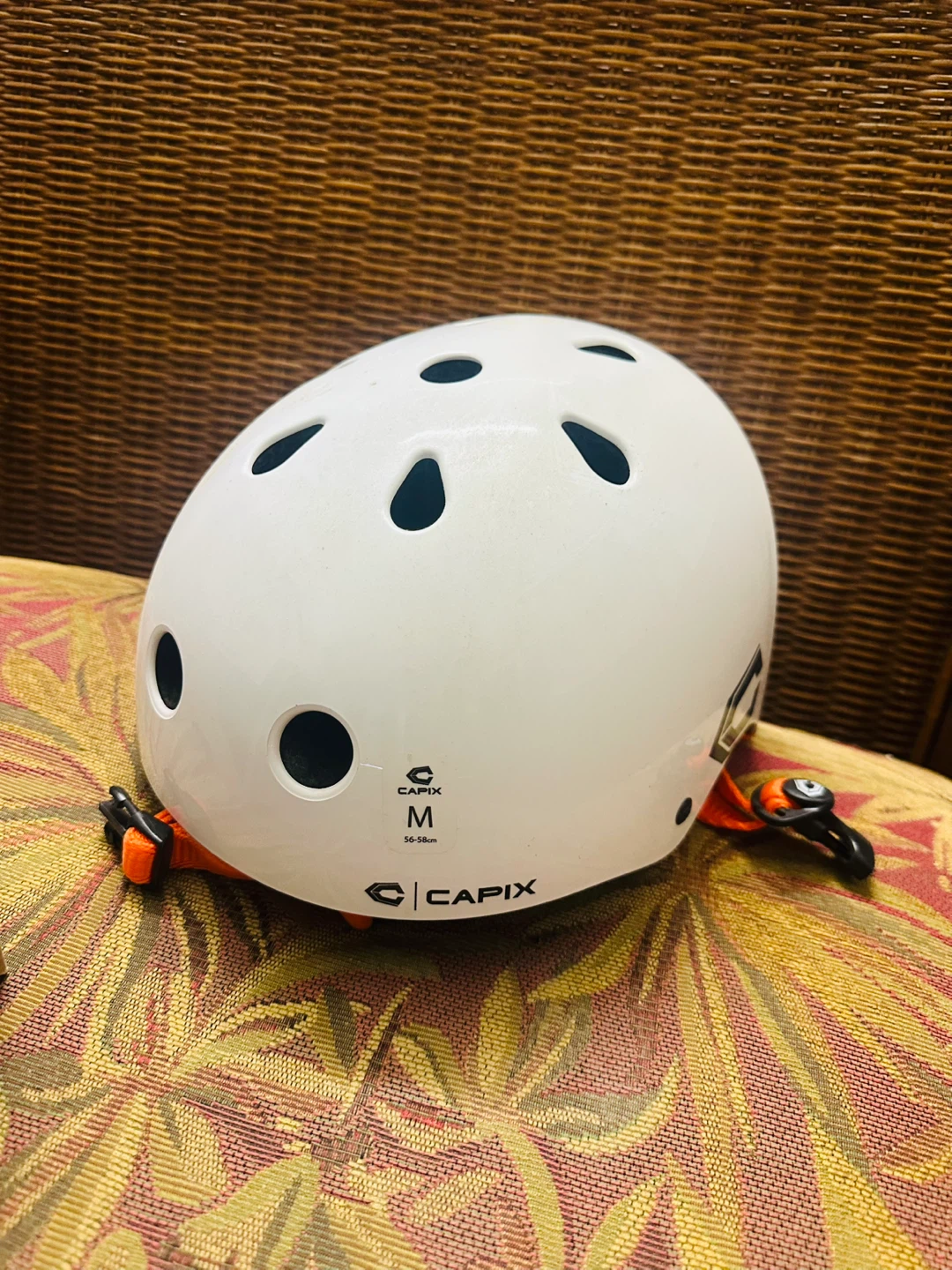 Capix White Helmet - Size M - photo 3