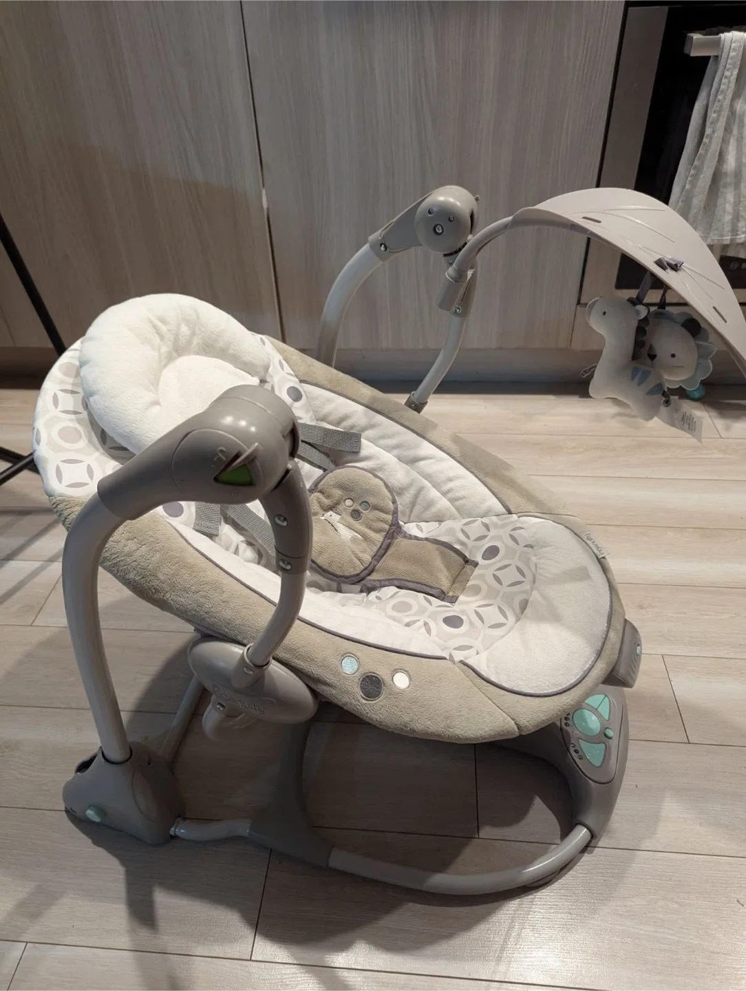 Ingenuity ConvertMe Swing-2-Seat image indicator(2)