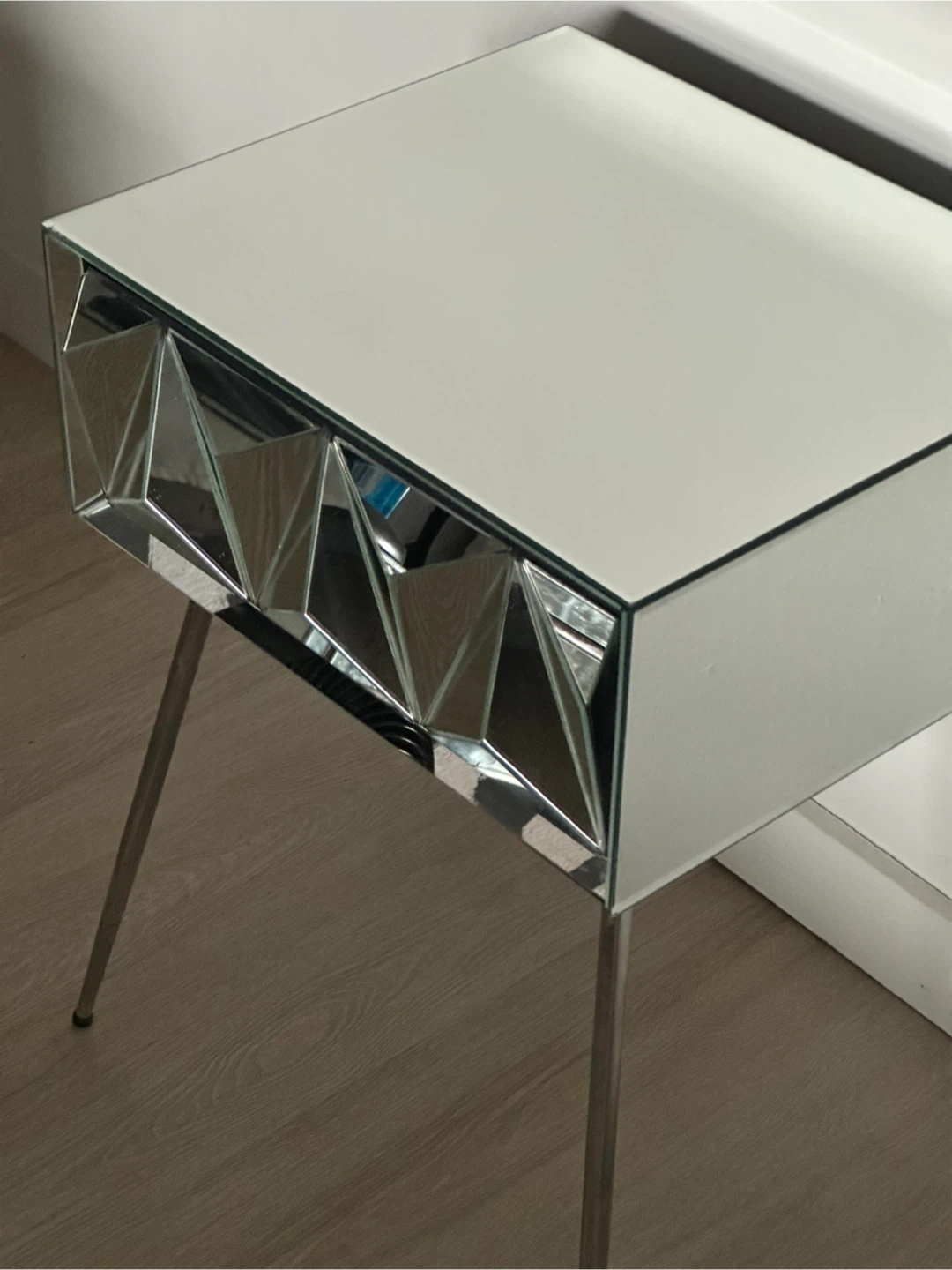 Mirrored Accent Table Nightstand - photo 3