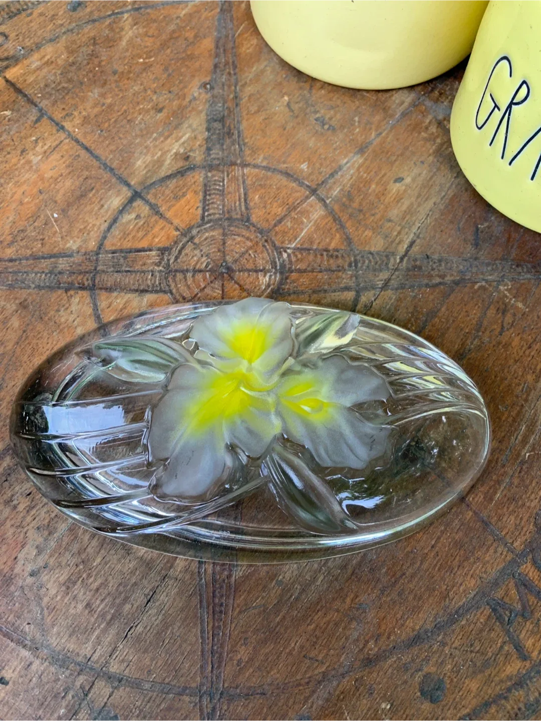 Floral Orchid Glass Dish image indicator(3)