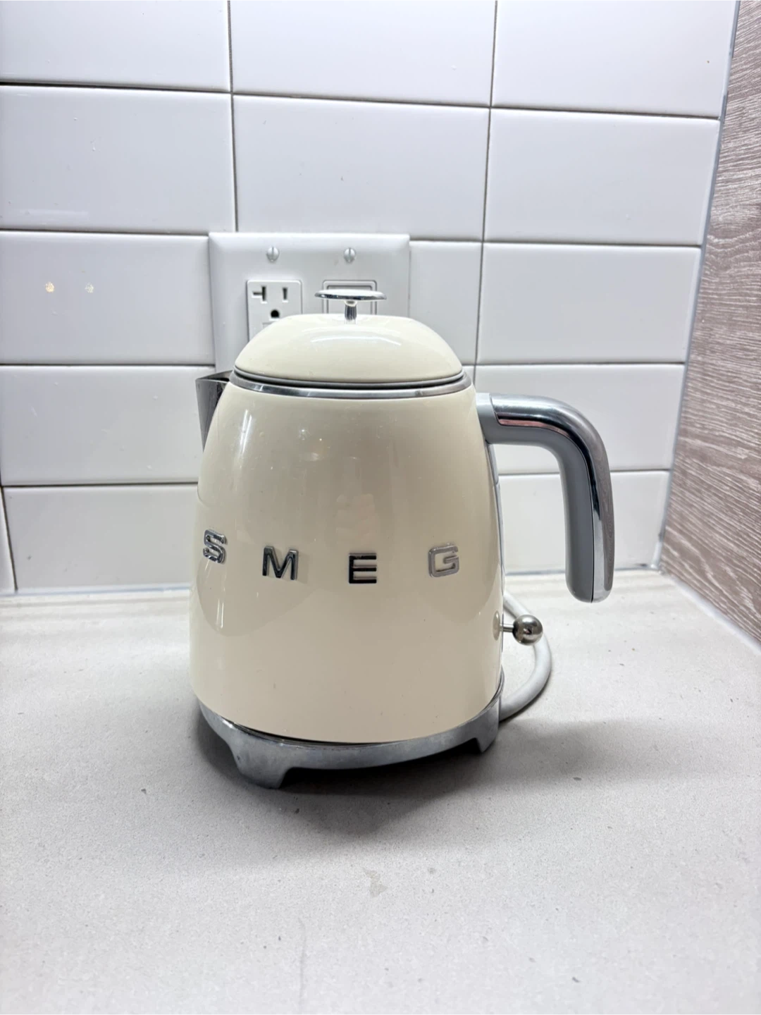 Smeg Mini Kettle - Cream