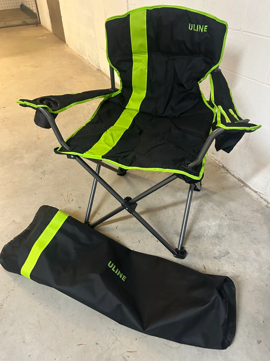 🥕Uline Camping Chair - Black & Green