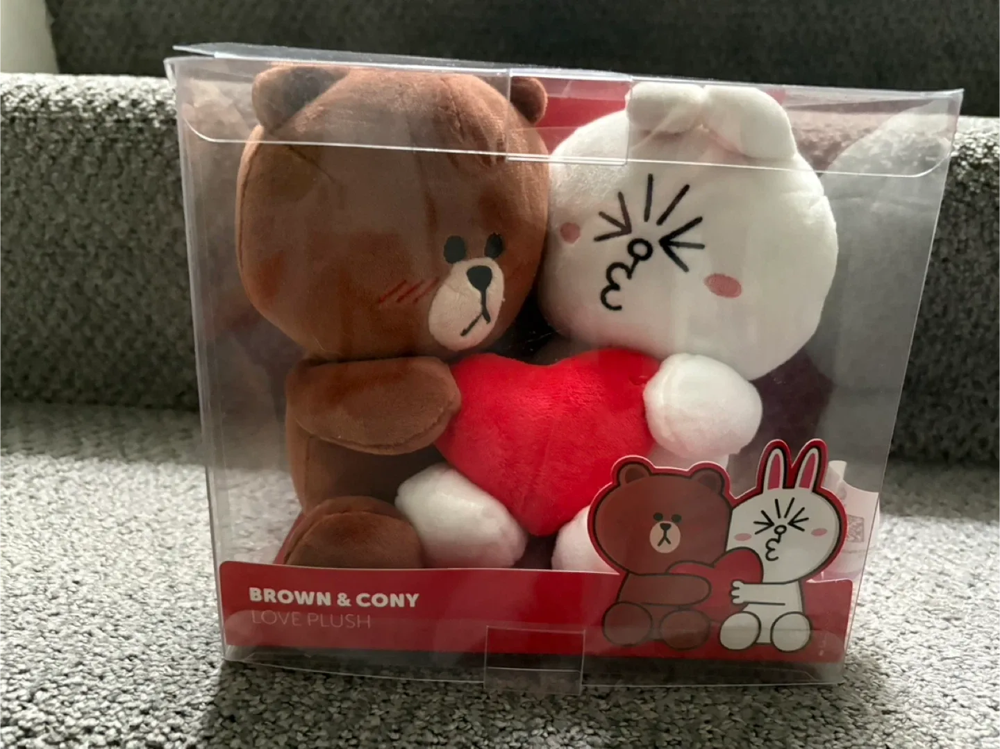 LINE FRIENDS Brown & Cony Love Plush - New in Box! thumbnail
