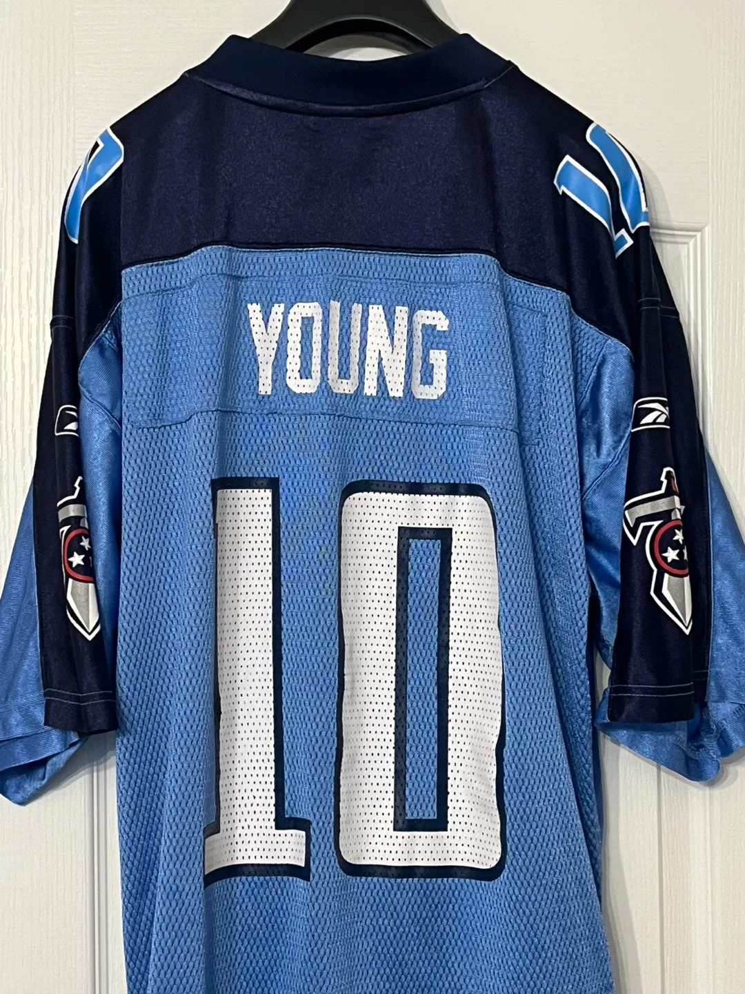 Reebok NFL Titans Jersey Vince Young Men’s Size XL image indicator(9)