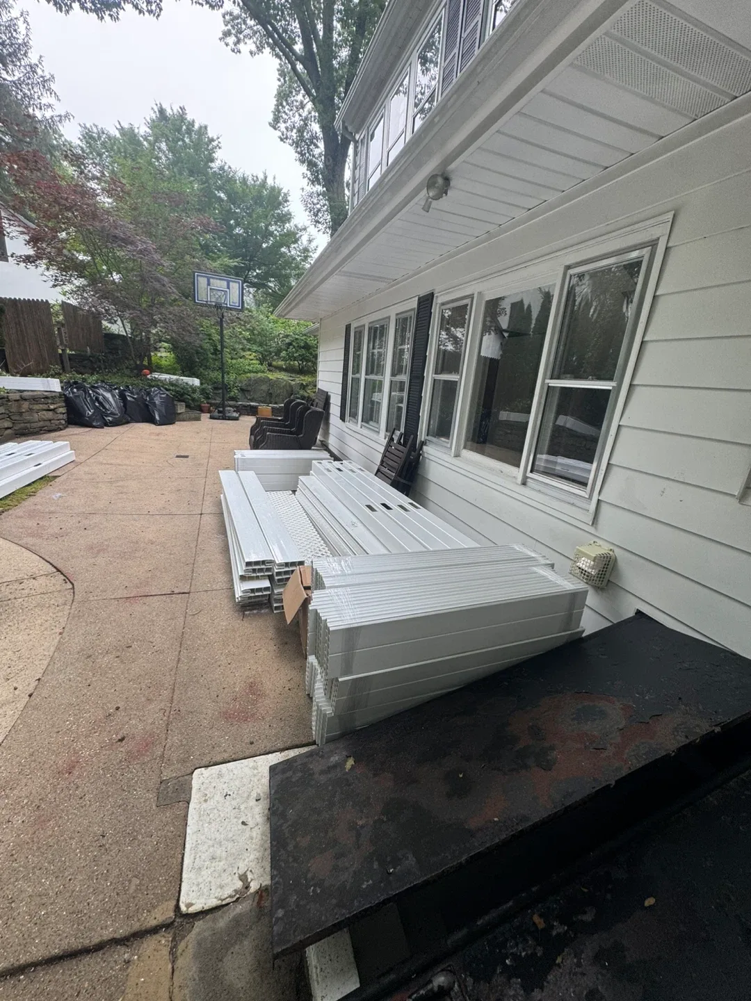 White Vinyl Fence Posts & Railings 3476072299 tex image indicator(2)