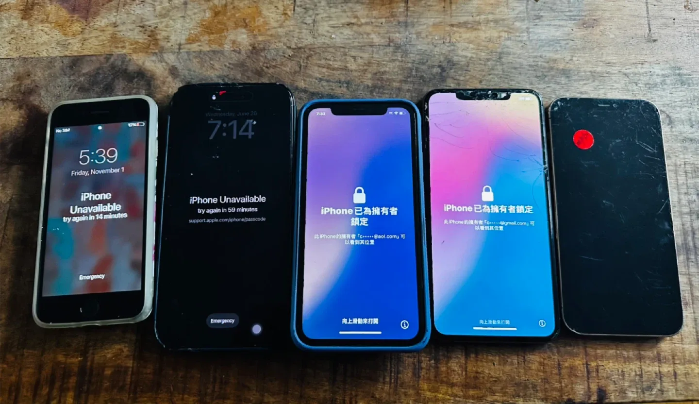 Apple iPhones for Parts or Repair