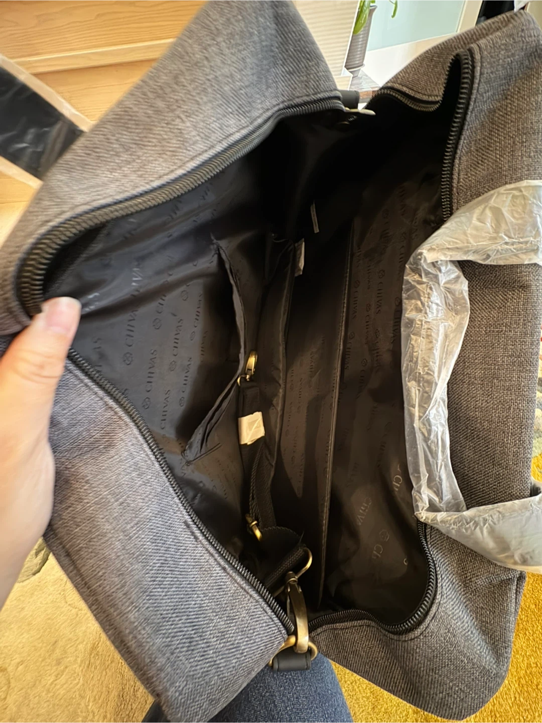 New Chivas Brothers Laptop Bag - photo 3