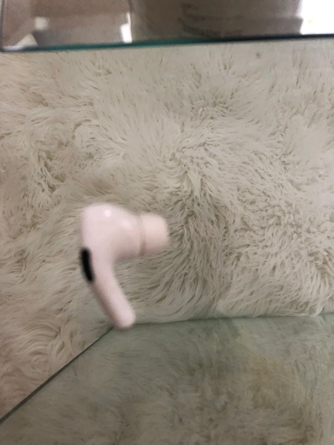 Apple AirPod Pro (Single Earbud)right side image indicator(2)