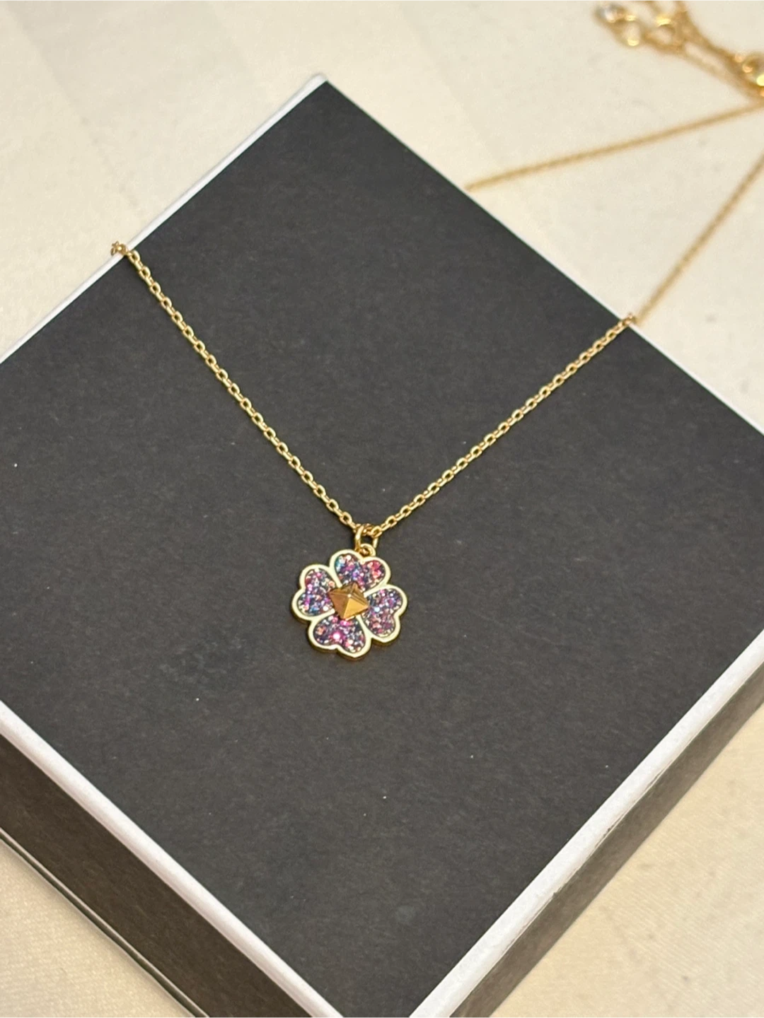 Kate spade Clover Pendant Necklace