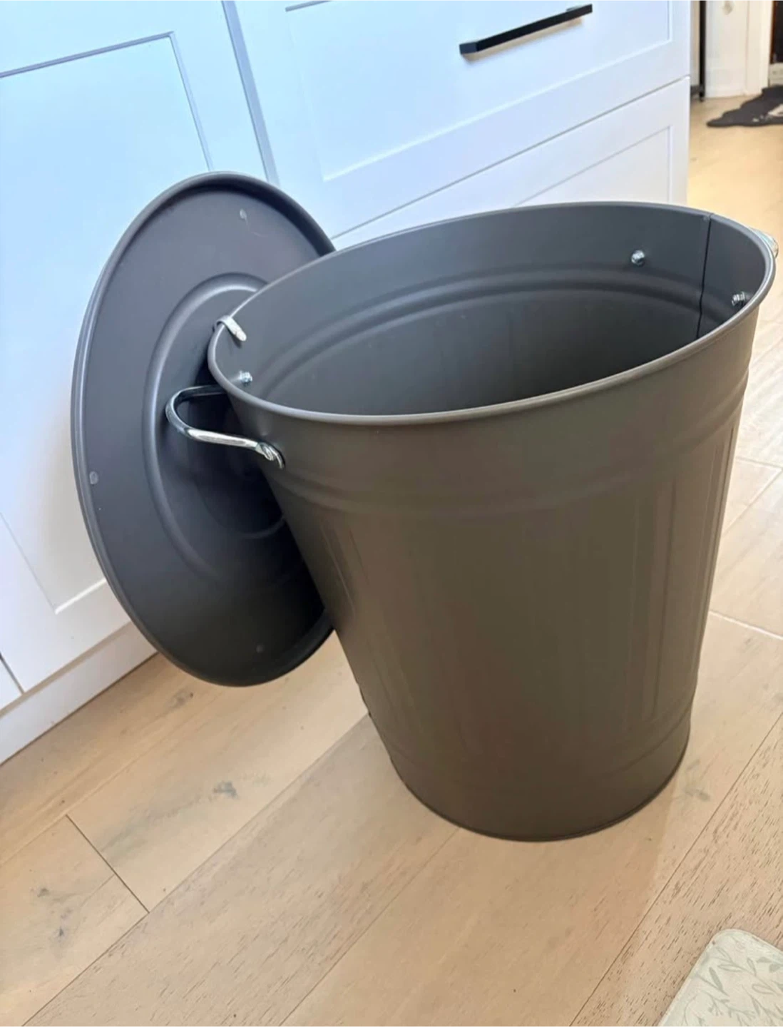 Grey Metal Trash Can with Lid - photo 2