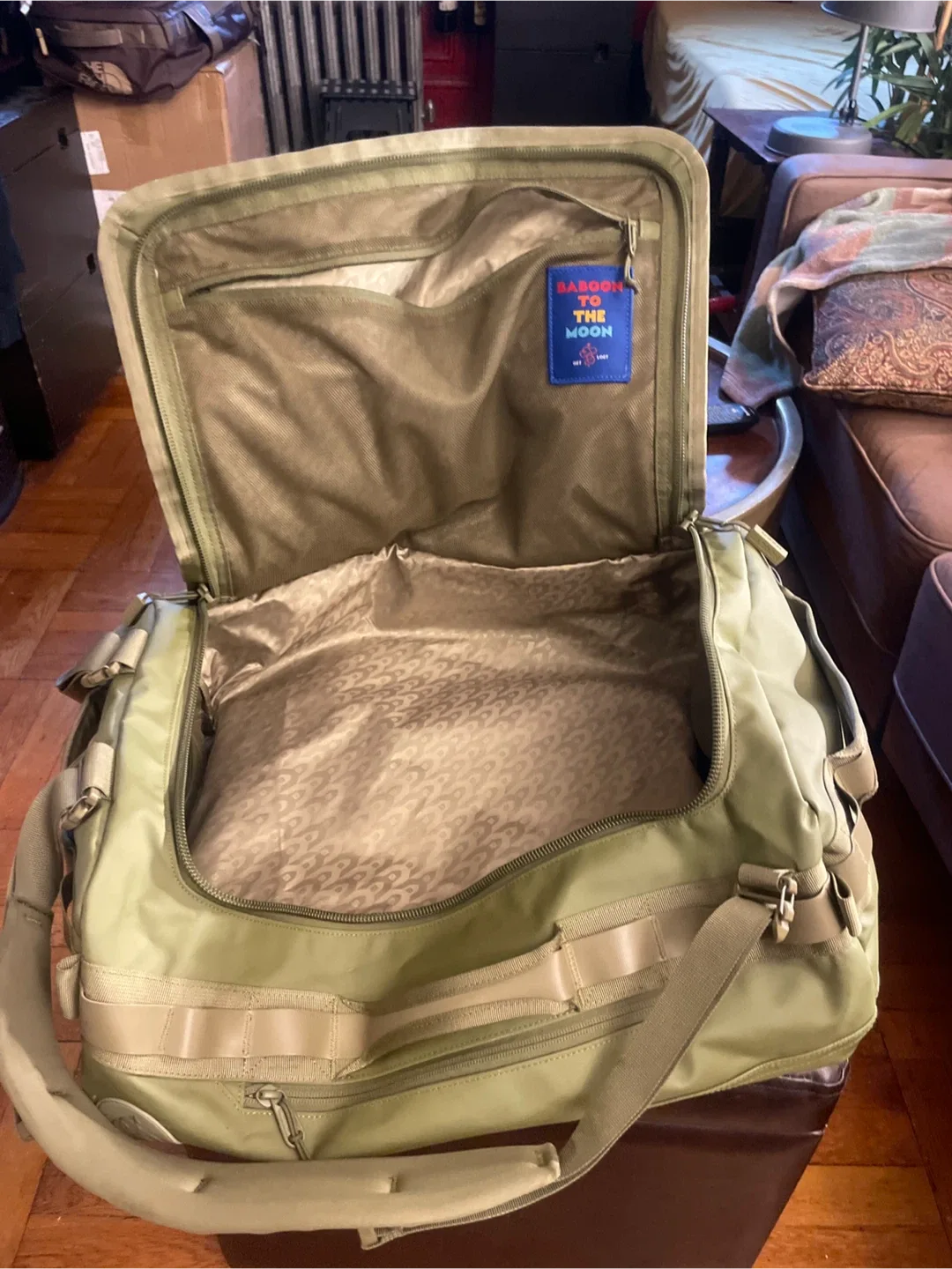 Baboon to the Moon Go-Bag image indicator(3)