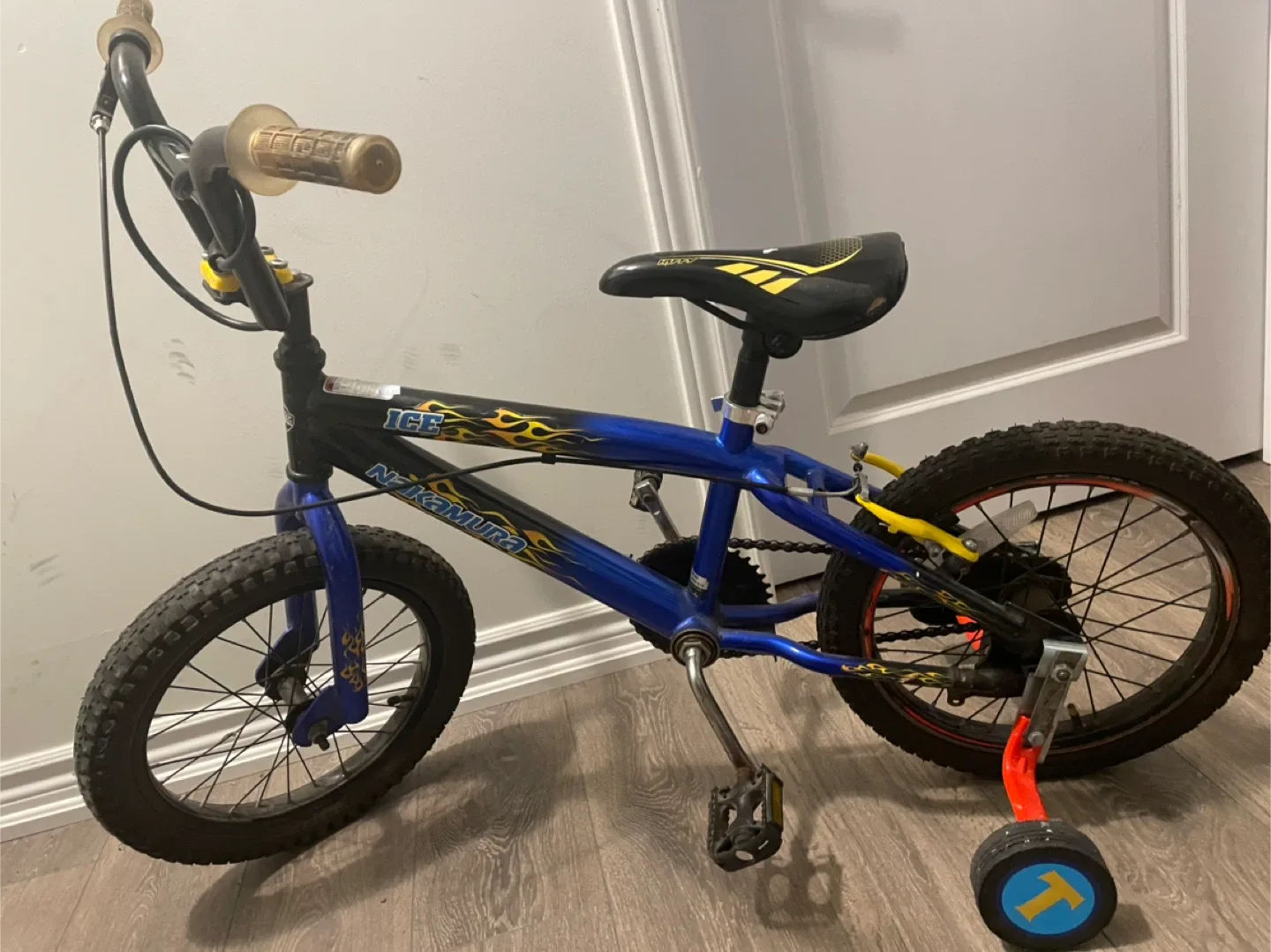 Nakamura Ice 16" Kids Bike - Blue/Black image indicator(2)