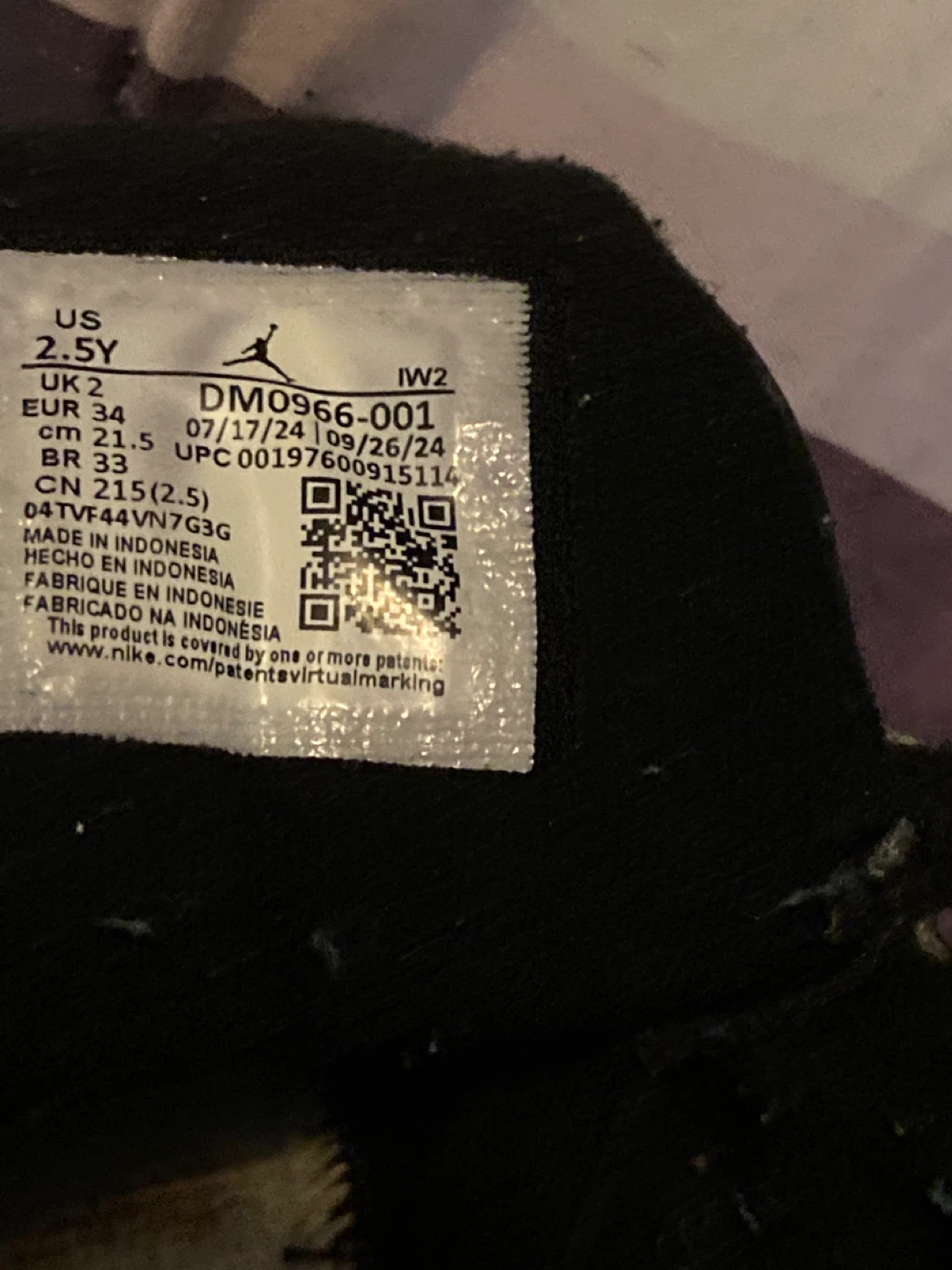 Jordan High Top Sneakers - Size US 2.5Y - photo 4